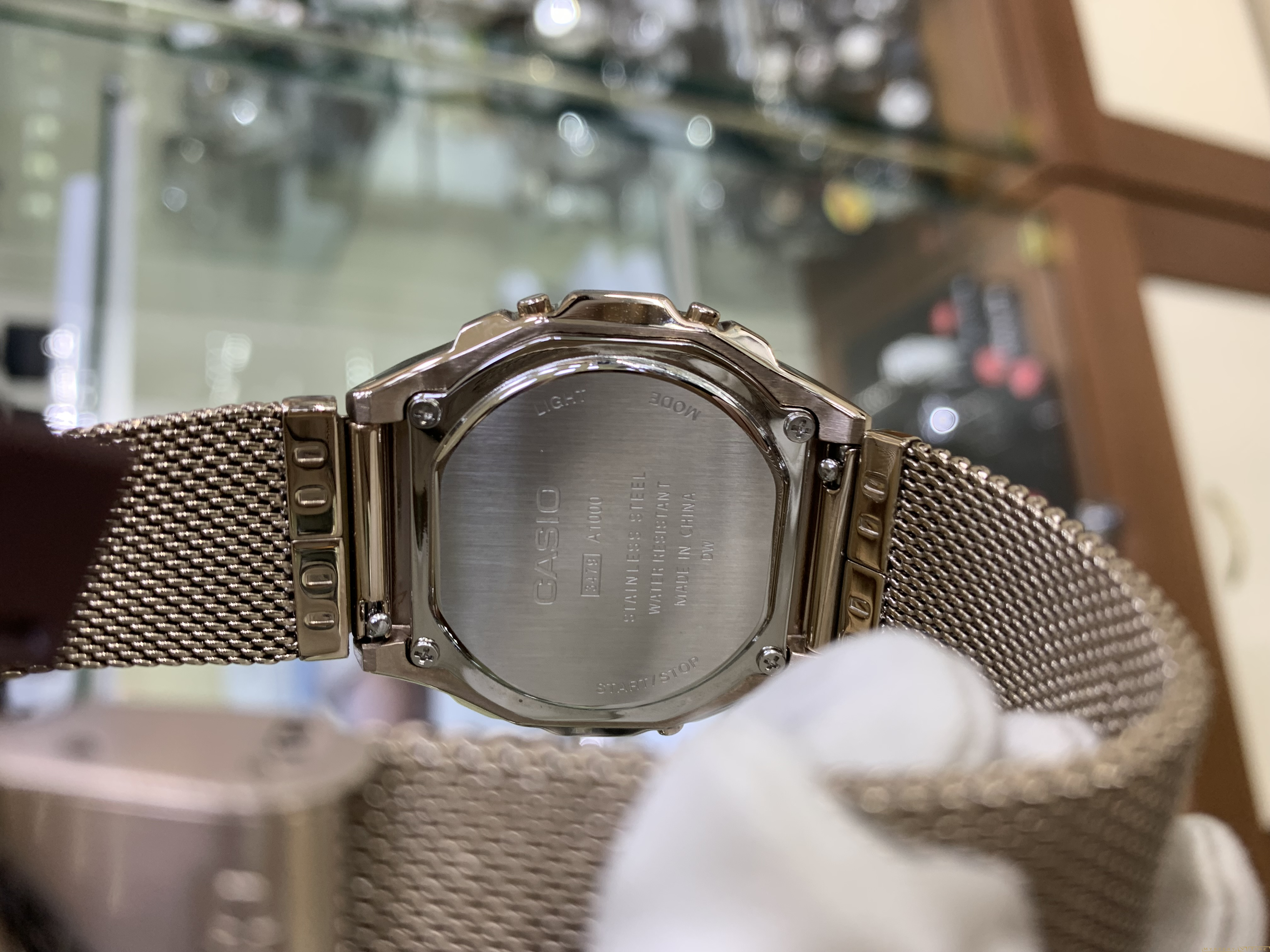 Casio A1000MCG-9EF