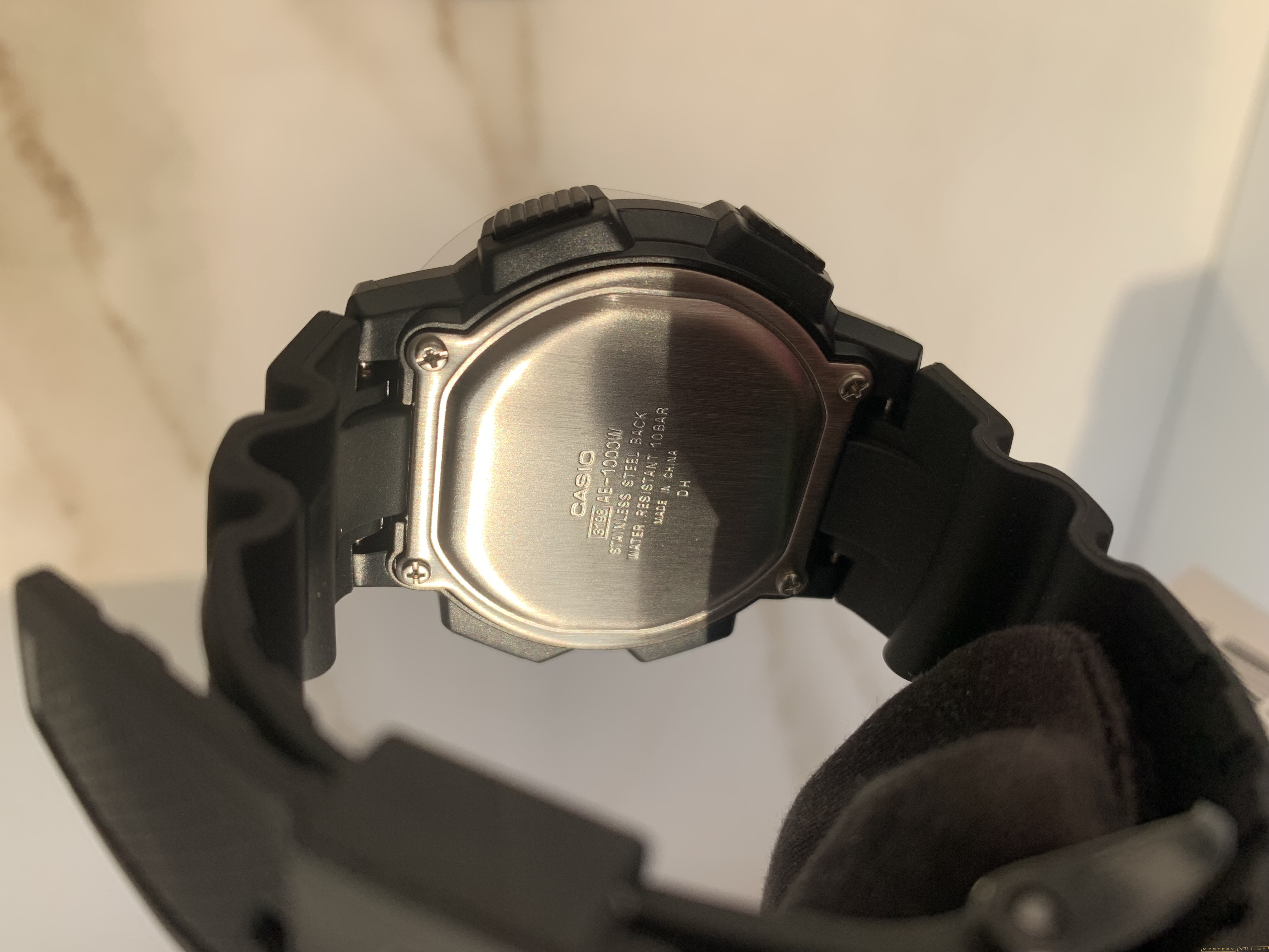 Casio AE-1000W-1A