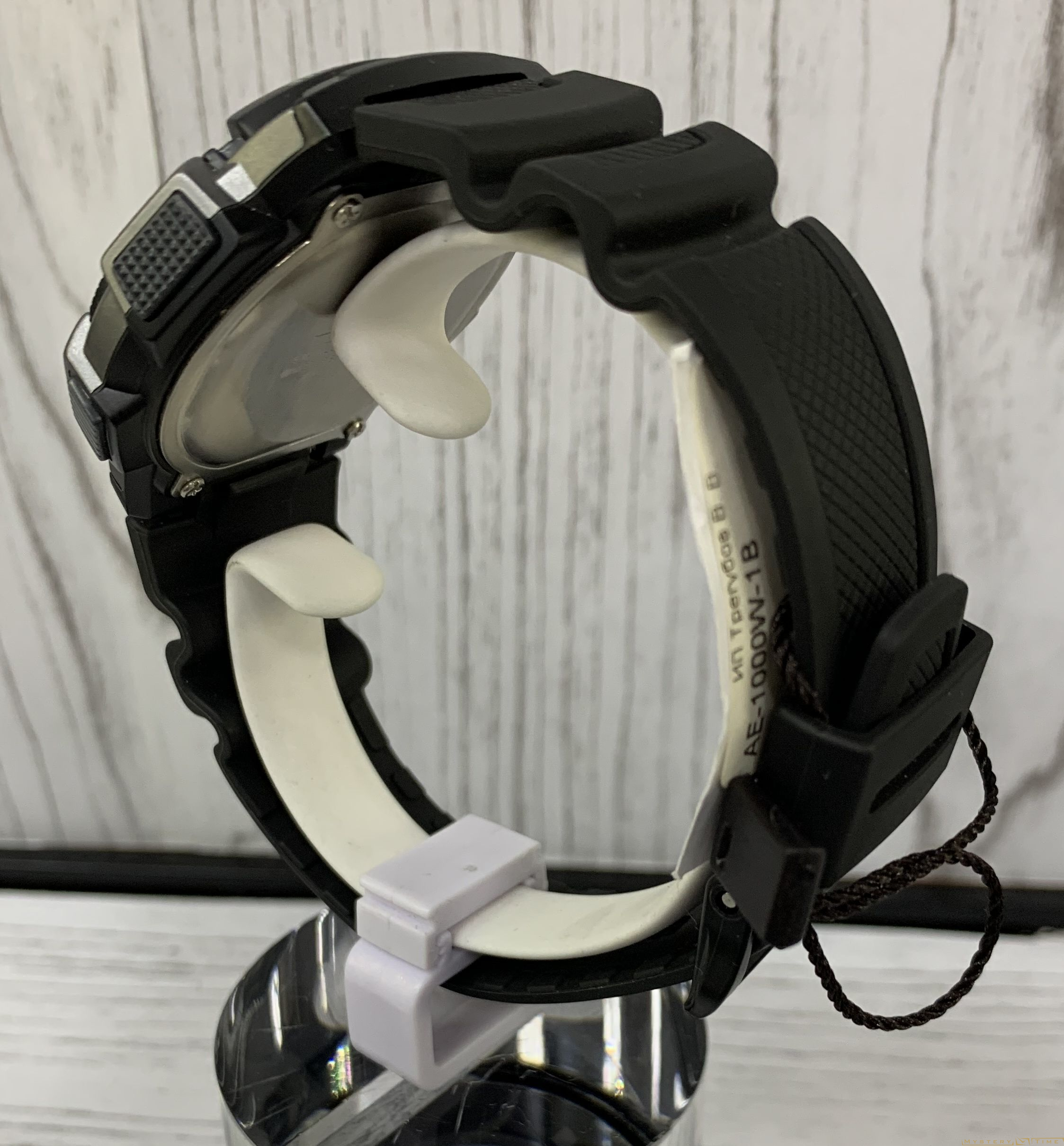 Casio AE-1000W-1B