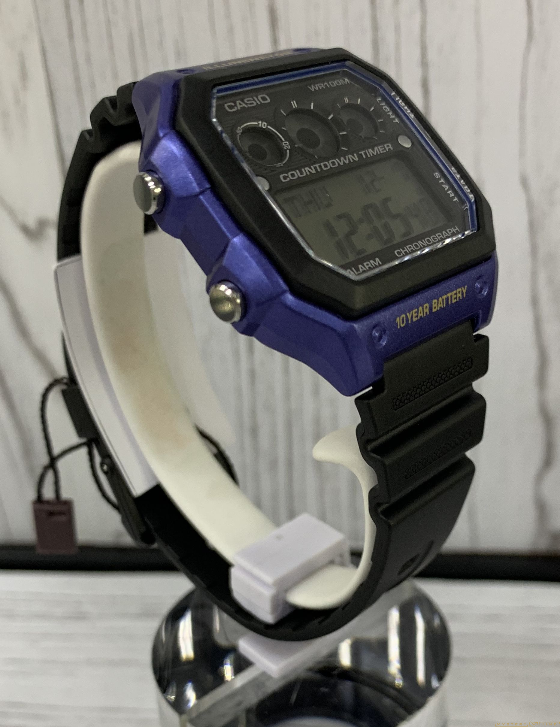 Casio AE-1300WH-2A