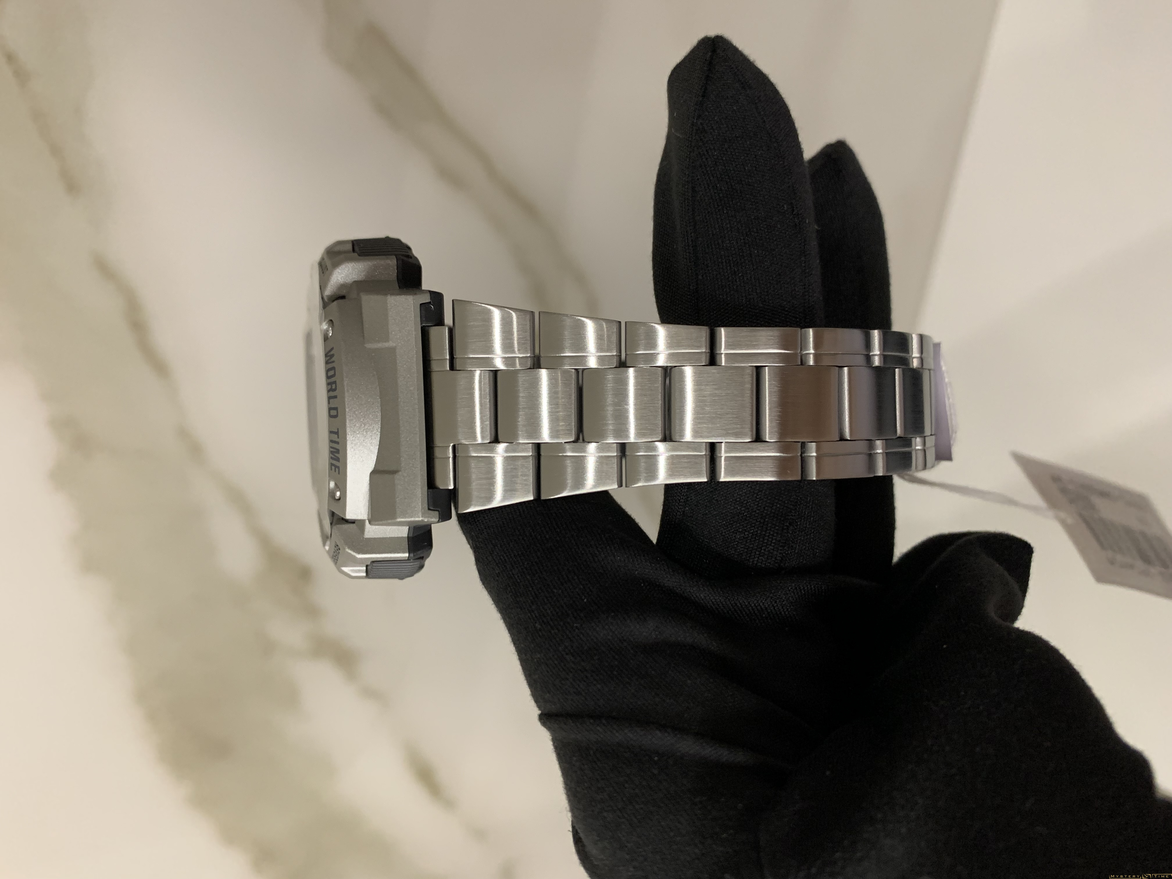 Casio AE-1400WHD-1A