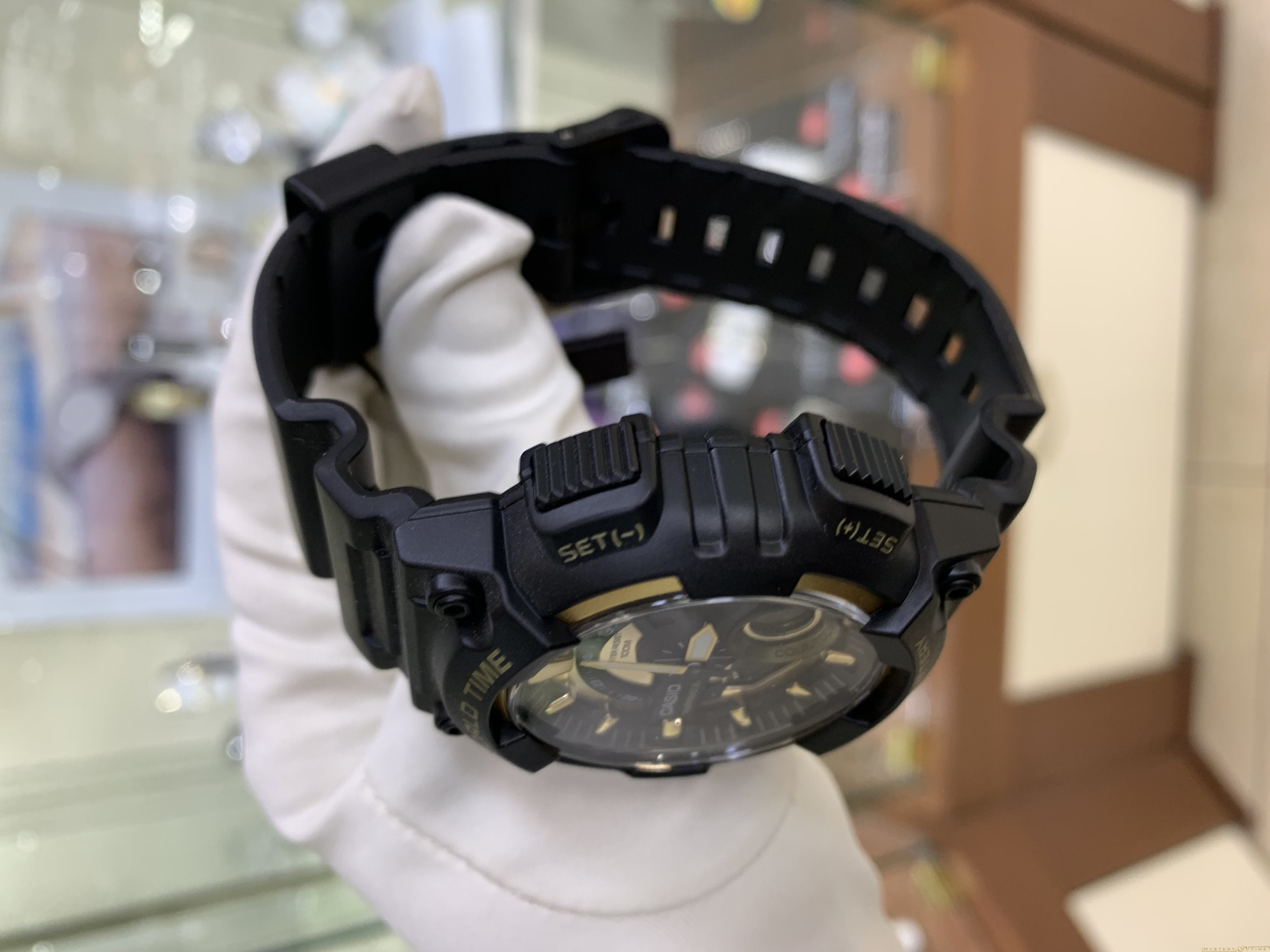 Casio AEQ-110BW-9A