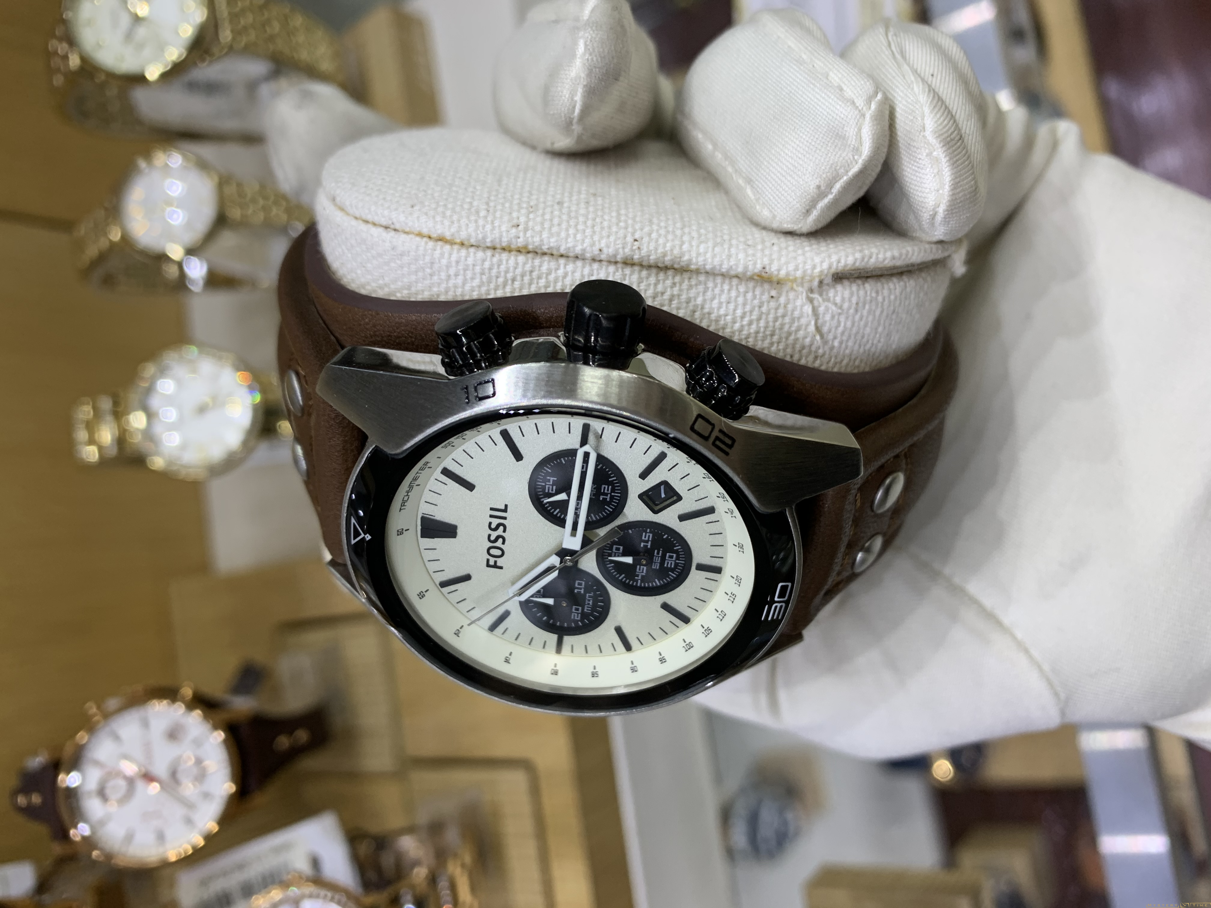 Fossil CH2890