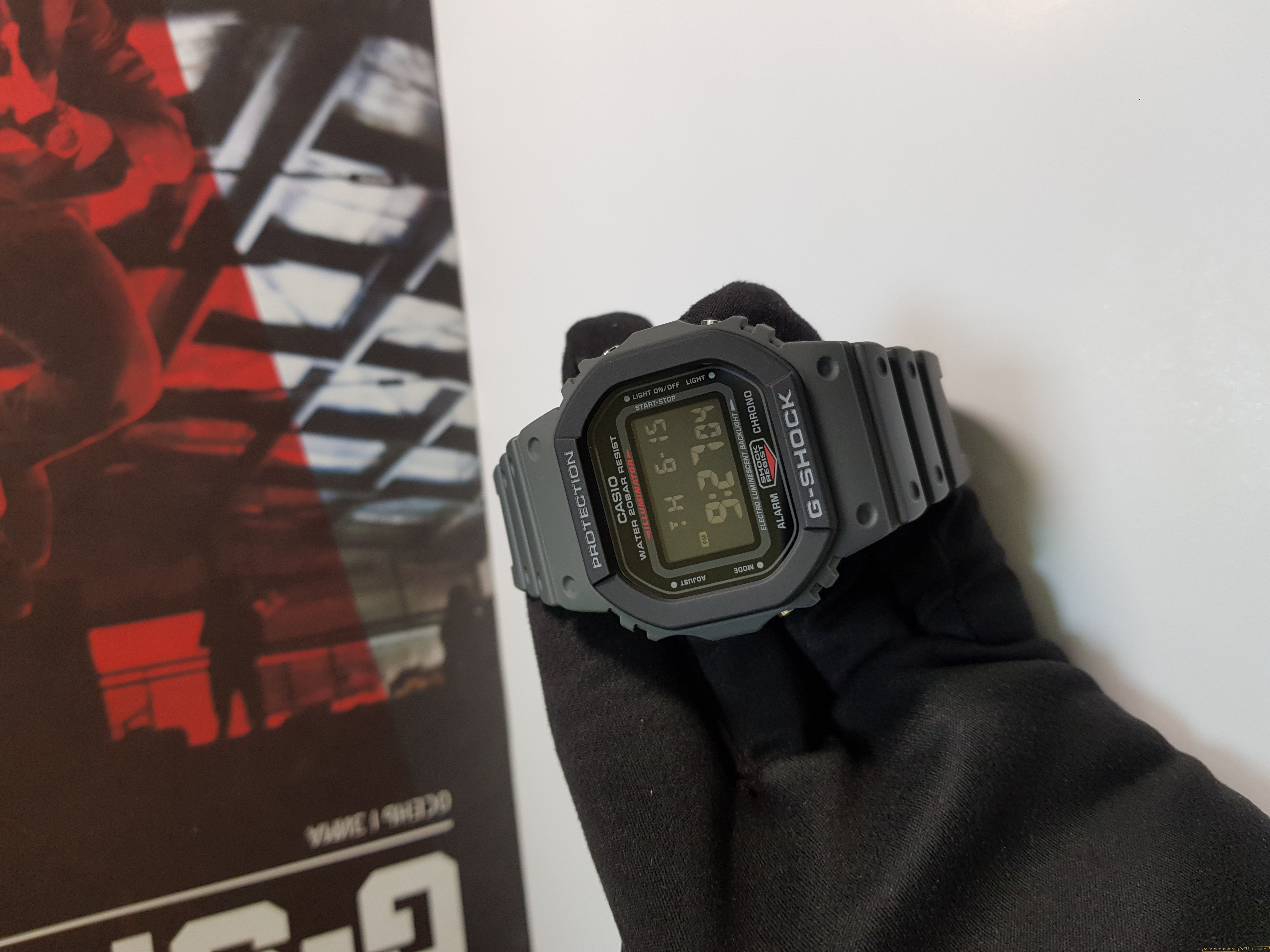 Casio DW-5610SU-8E