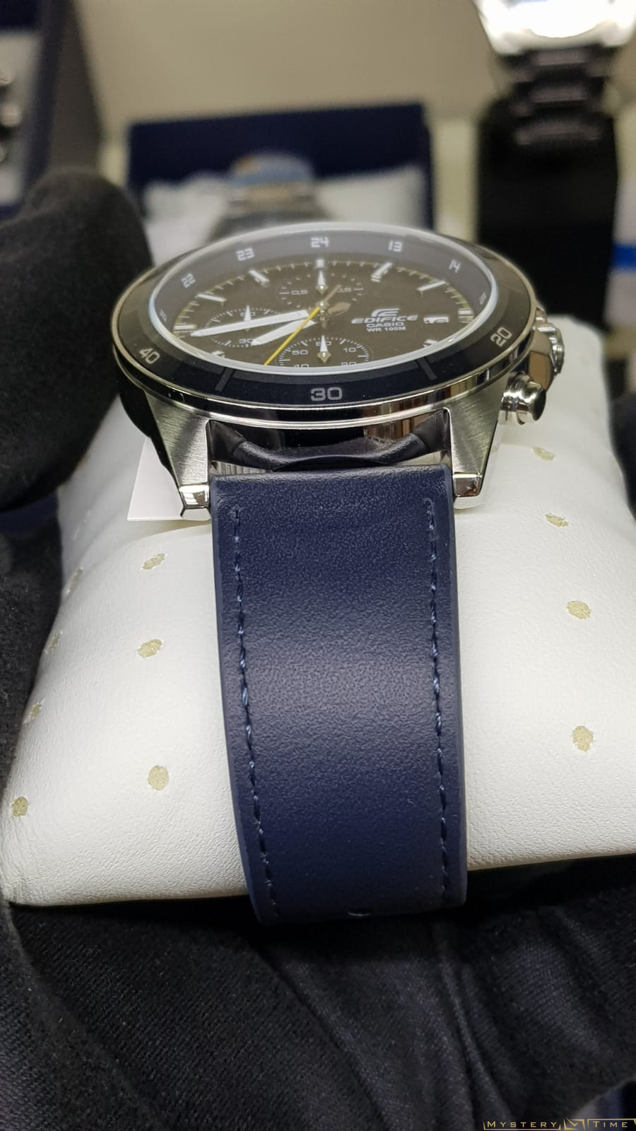 Casio EFR-526L-2C