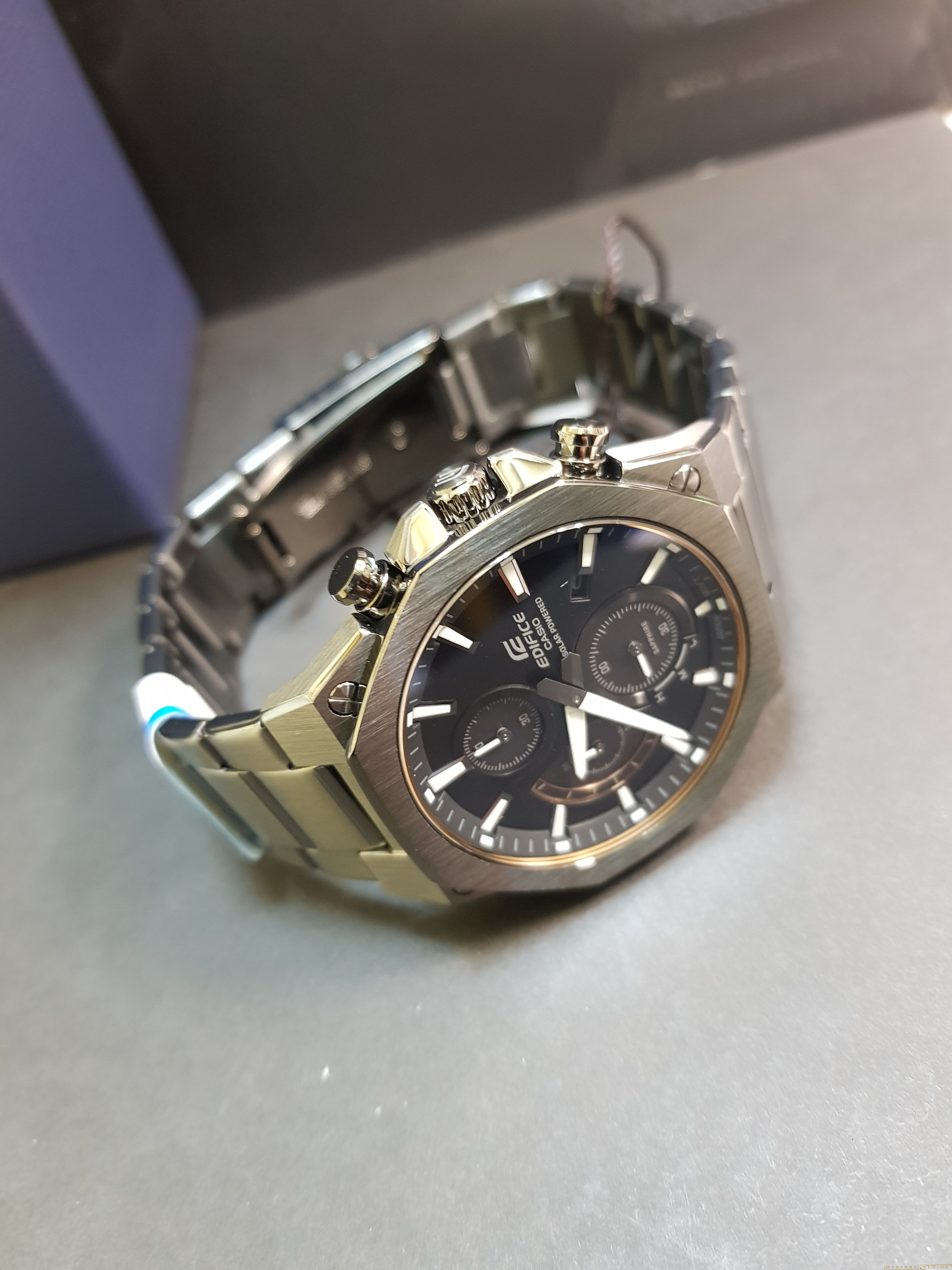 Casio EFS-S570DC-1A