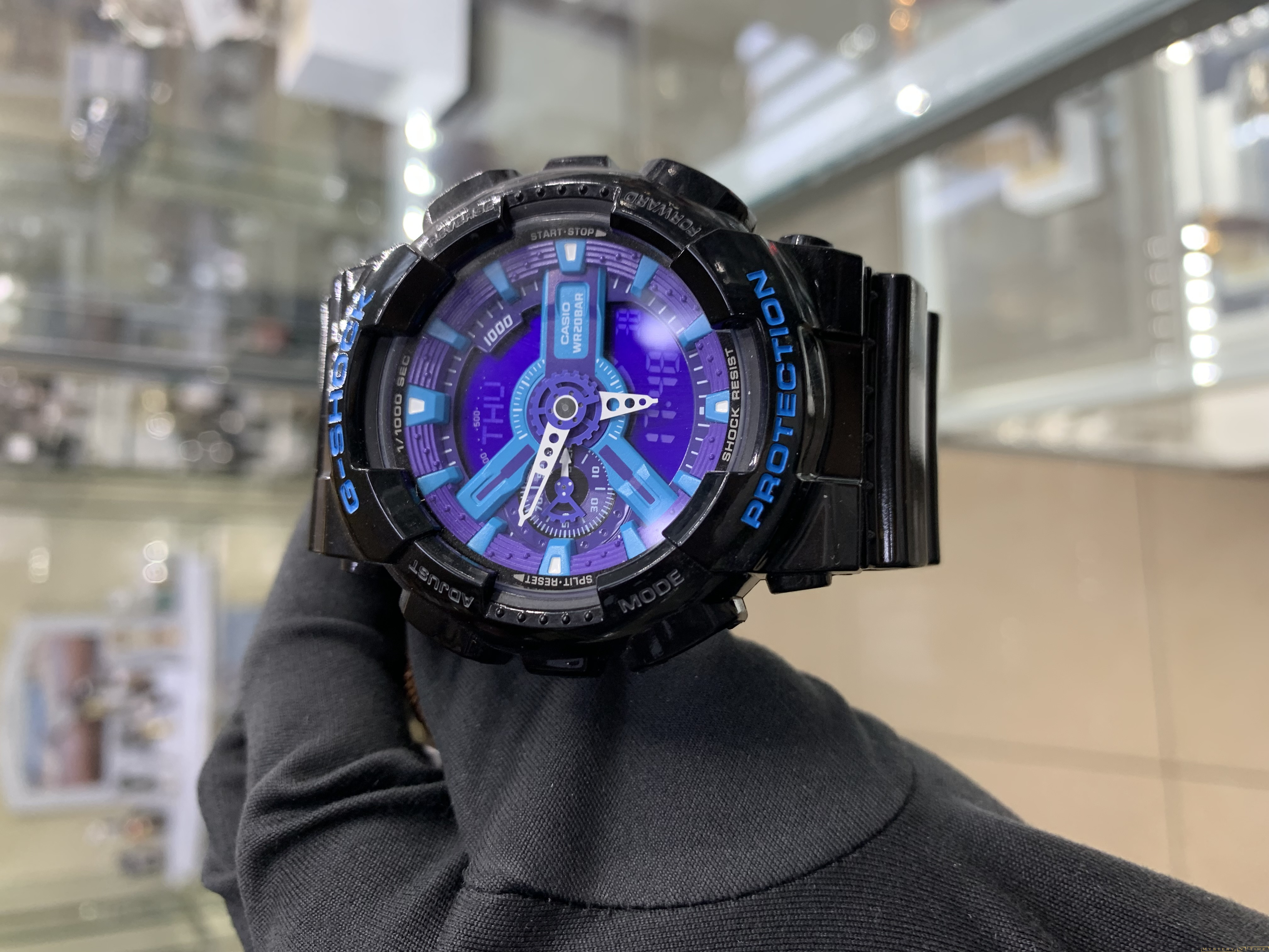 Casio GA-110HC-1A