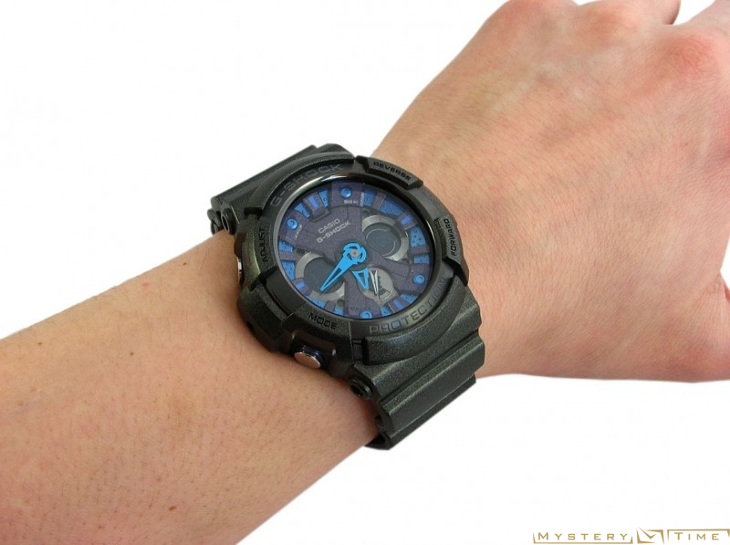 Casio GA-200SH-2A