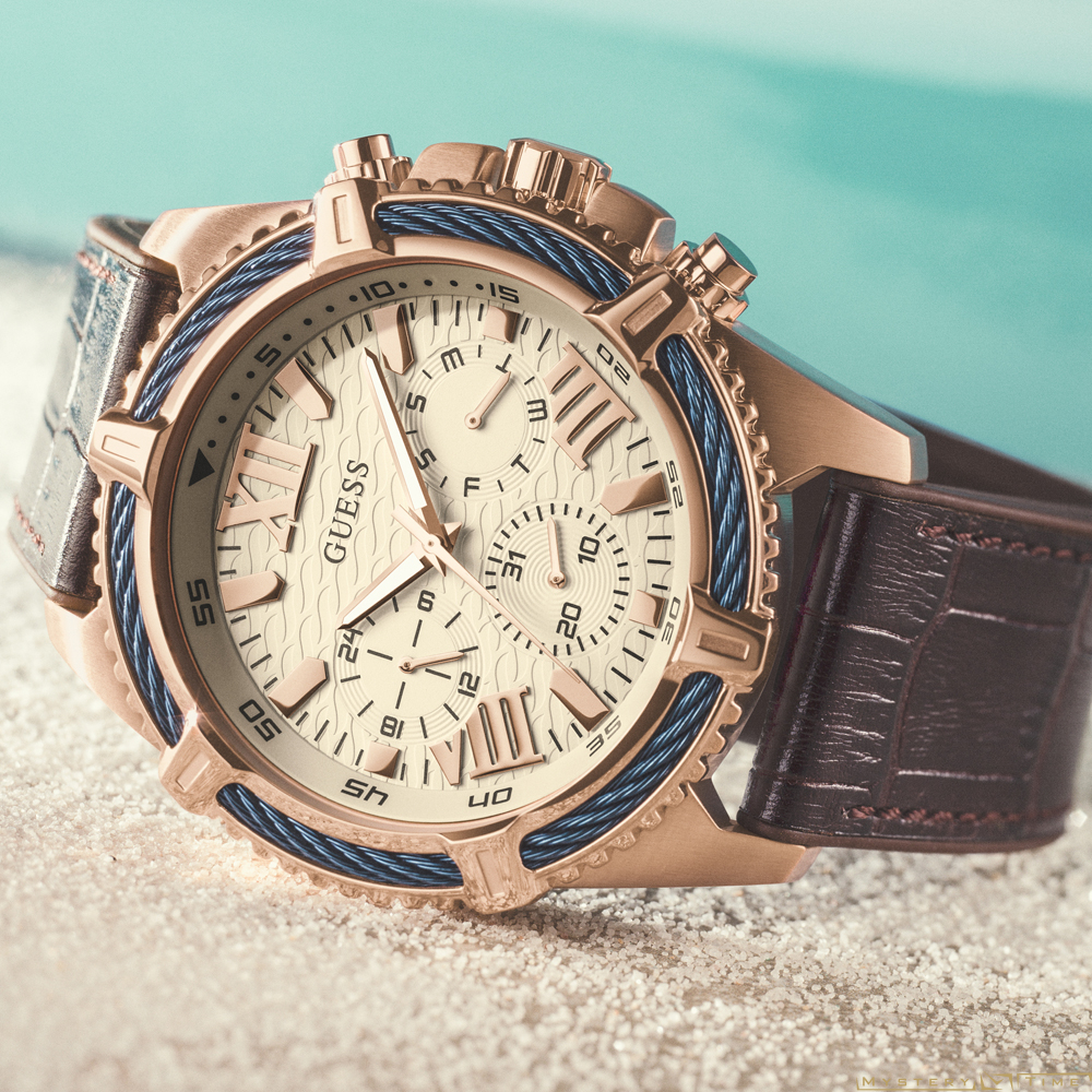 Guess GW0053G4