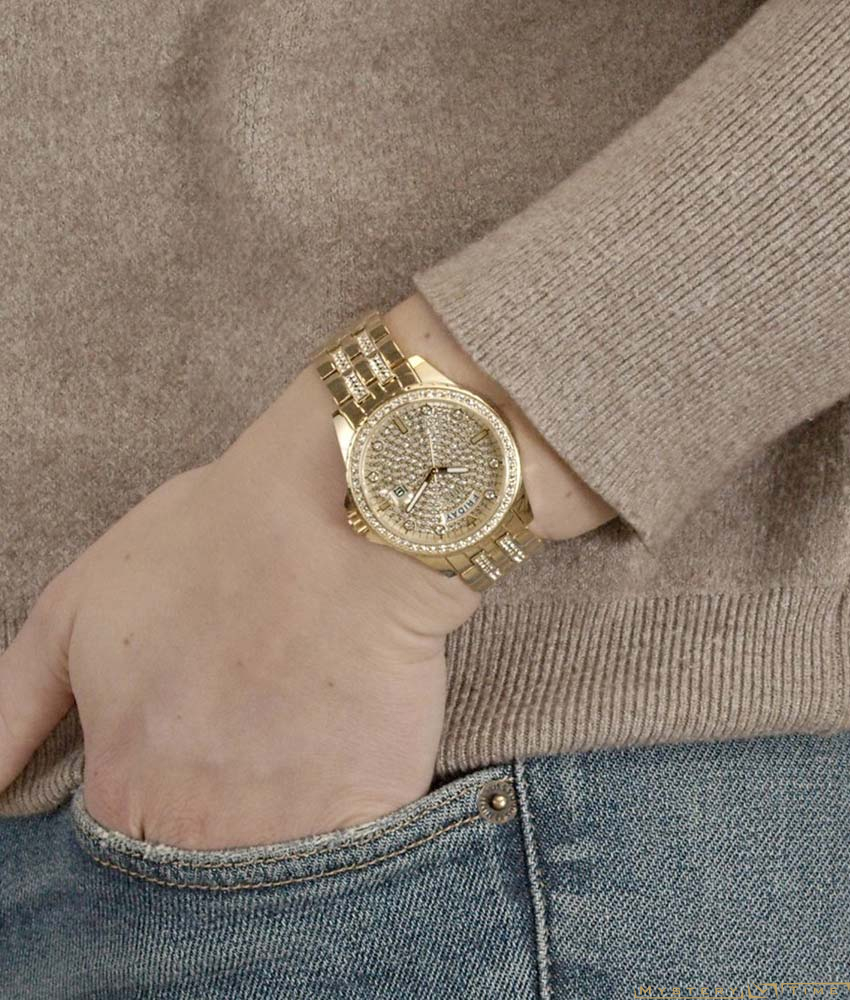 Guess GW0254L2