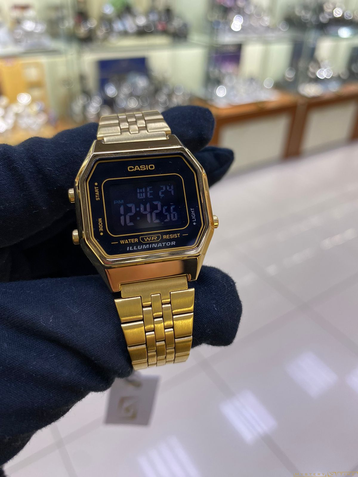 Casio LA680WEGA-1B