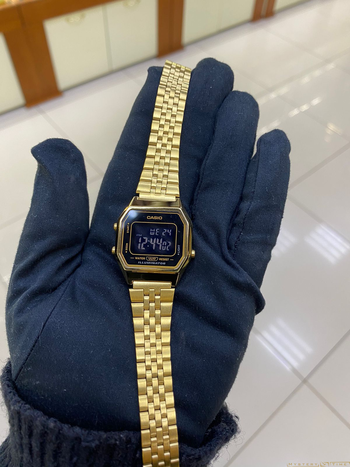 Casio LA680WEGA-1B