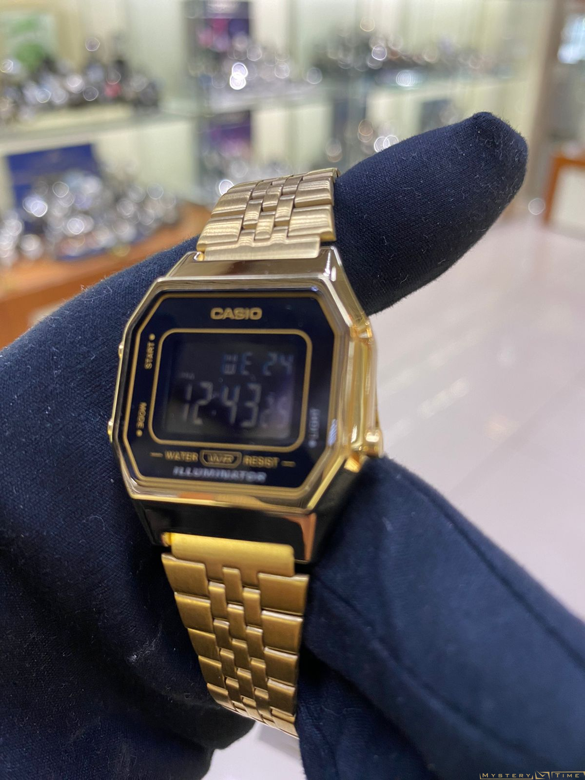 Casio LA680WEGA-1B