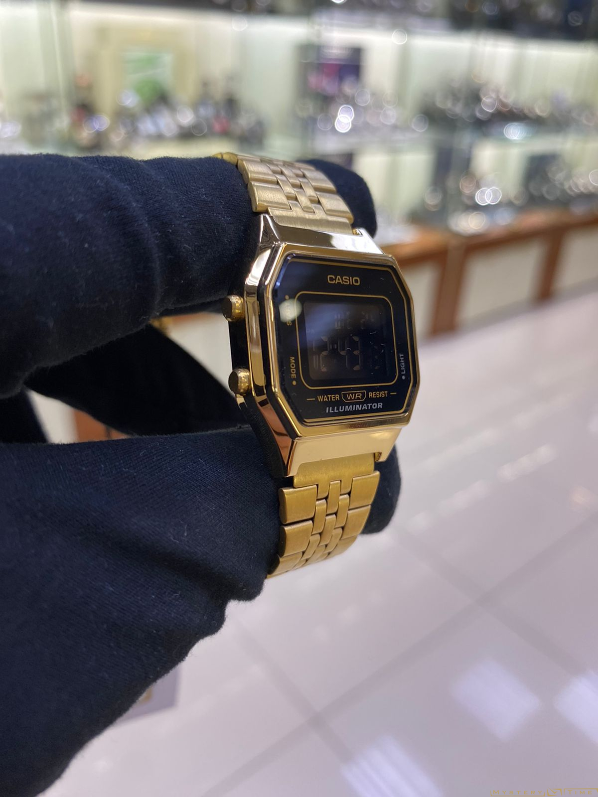 Casio LA680WEGA-1B