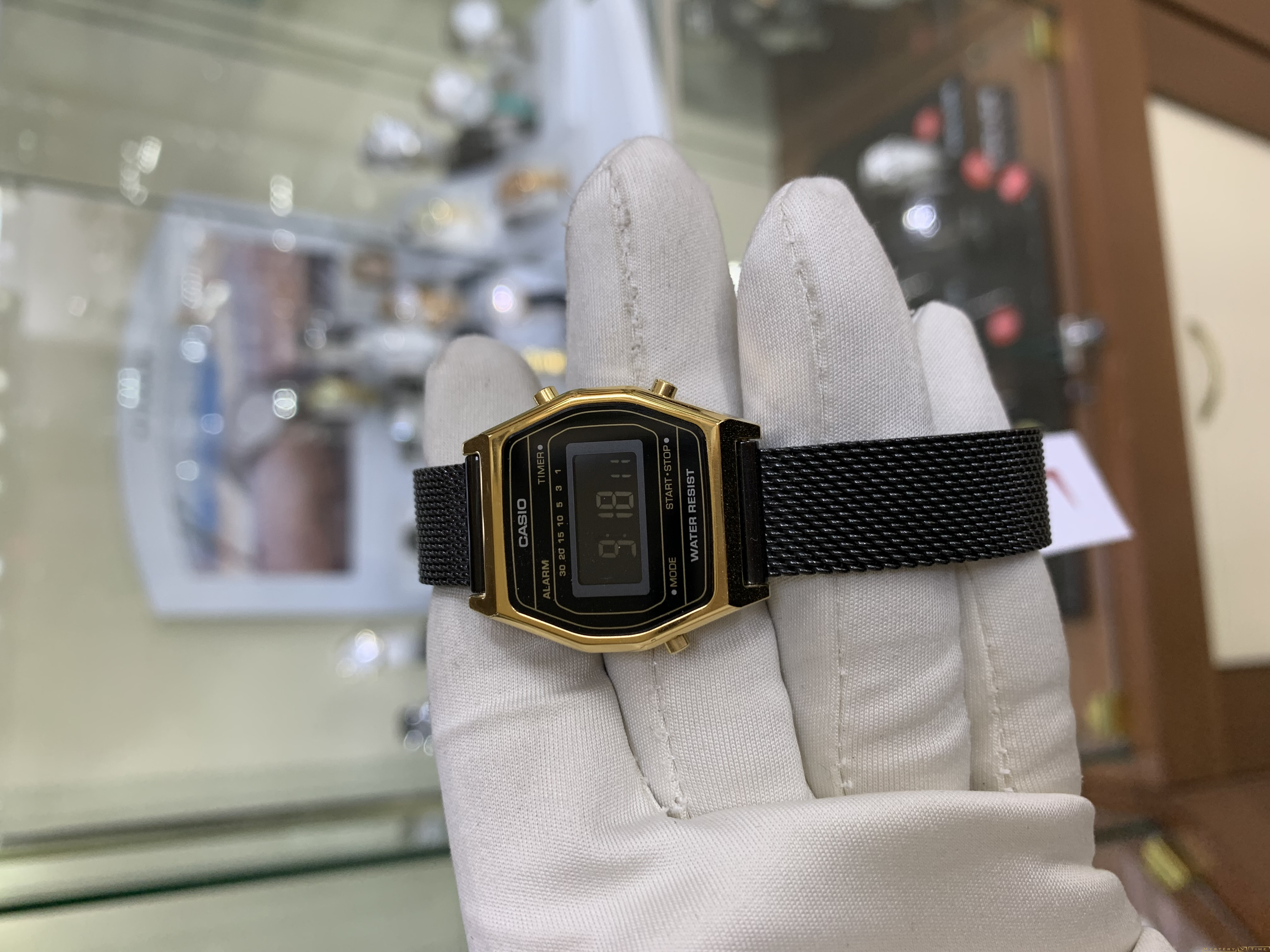 Casio LA690WEMB-1B