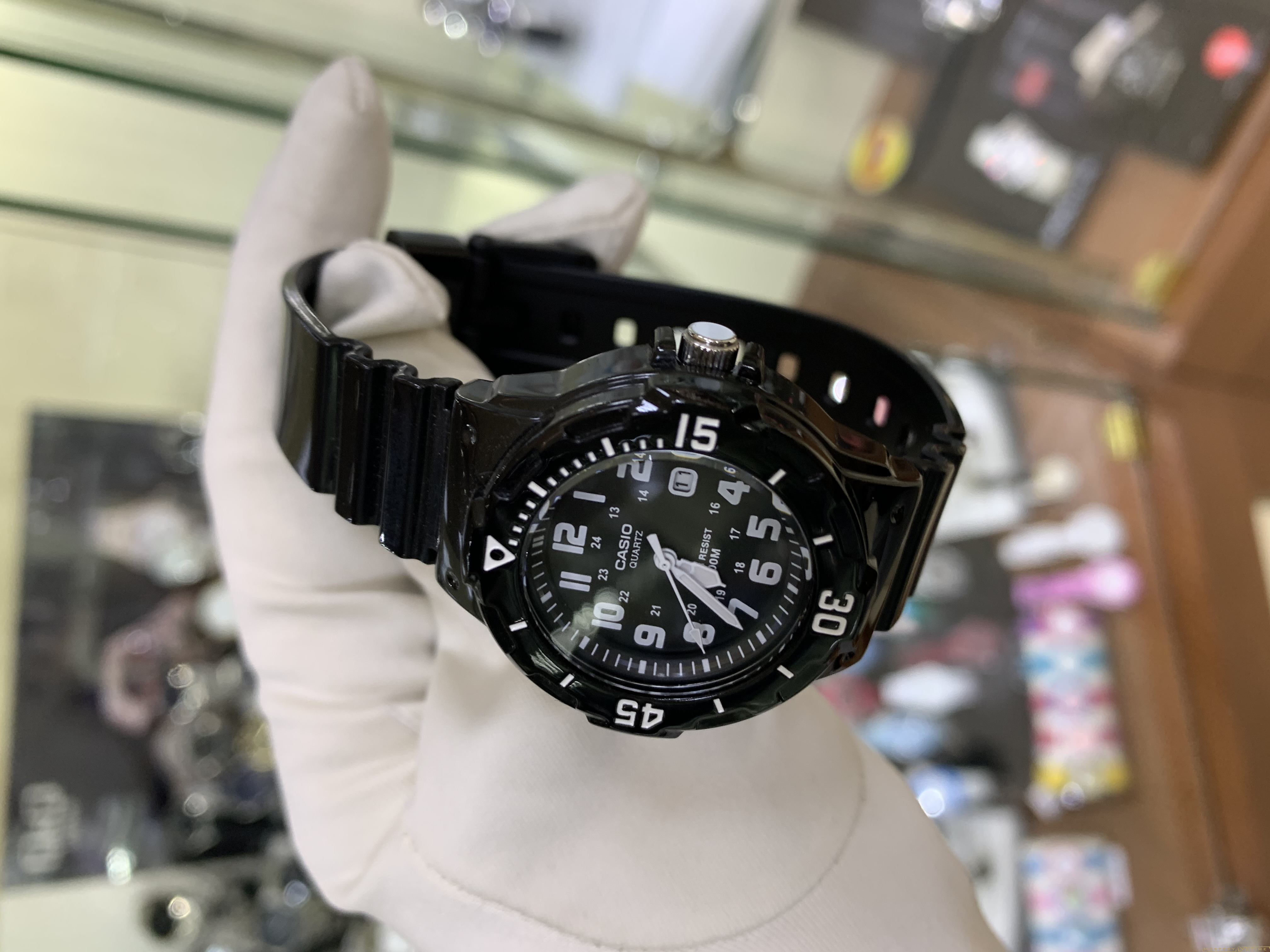 Casio LRW-200H-1B