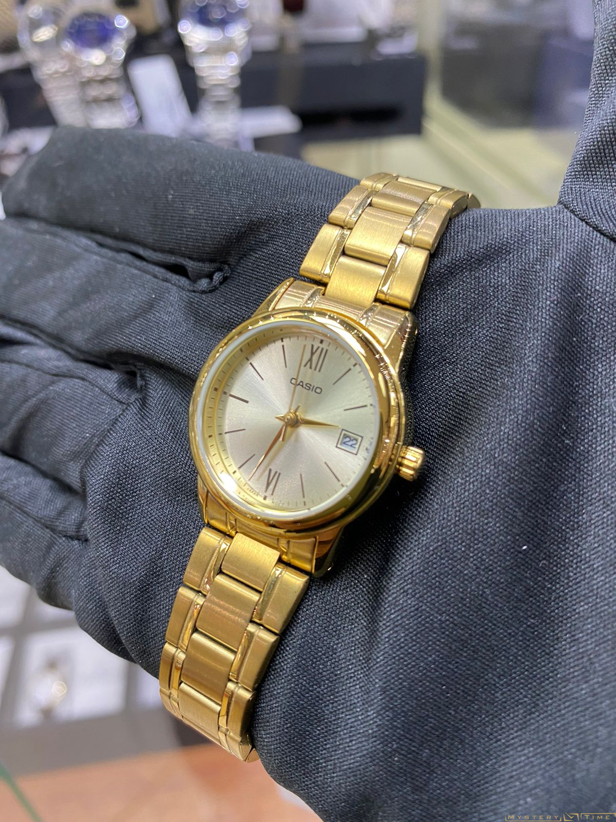 Casio LTP-V002G-9B3