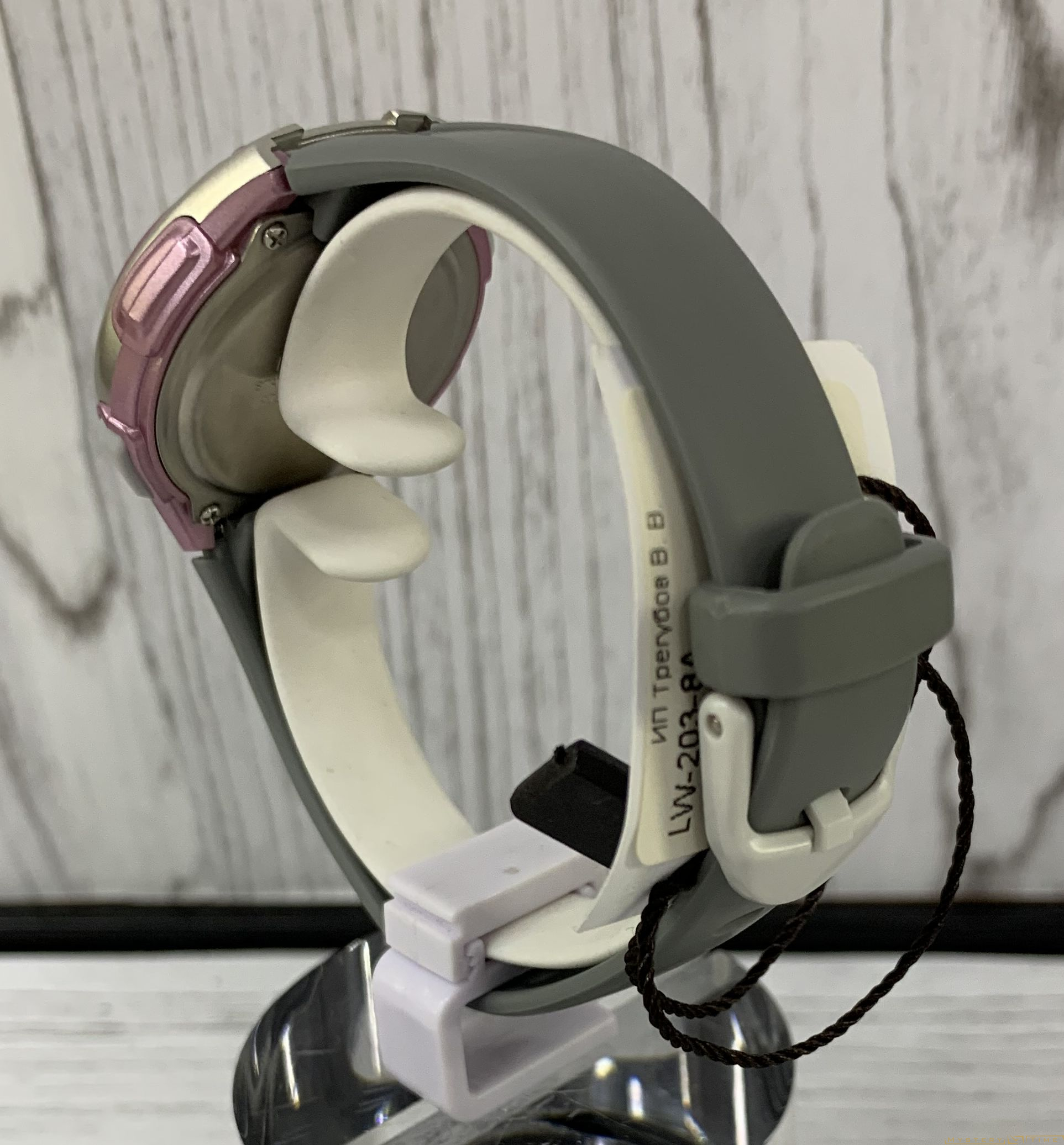Casio LW-203-8A