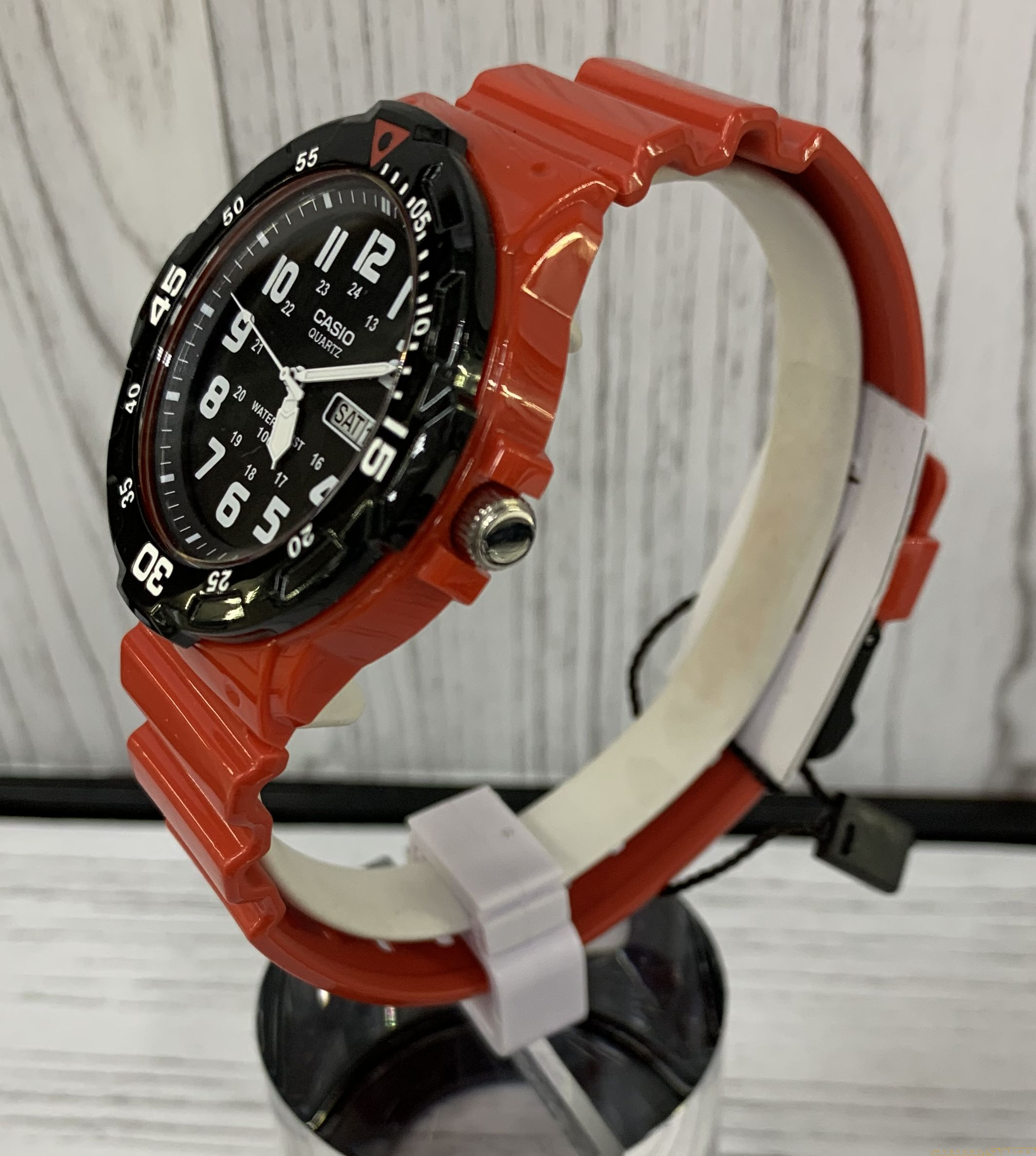 Casio MRW-200HC-4B