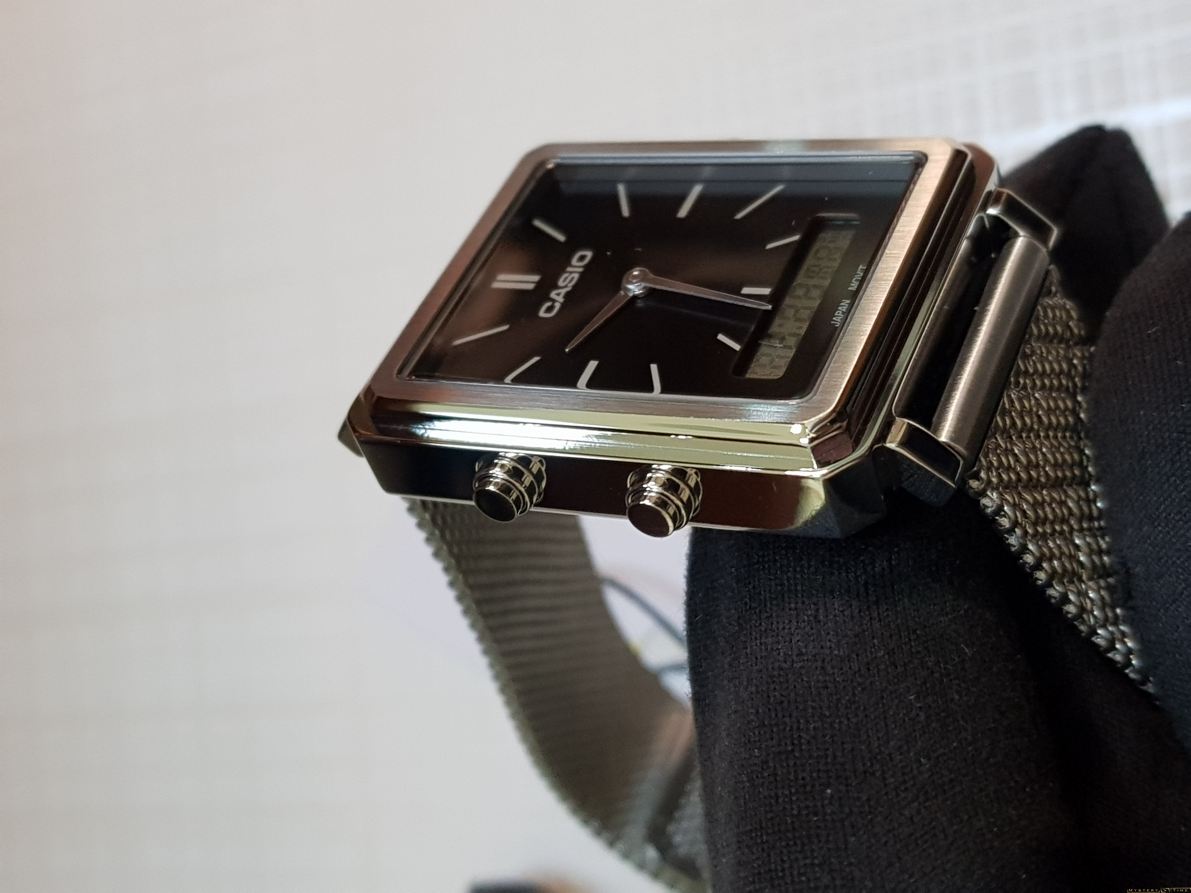 Casio MTP-B205M-1E