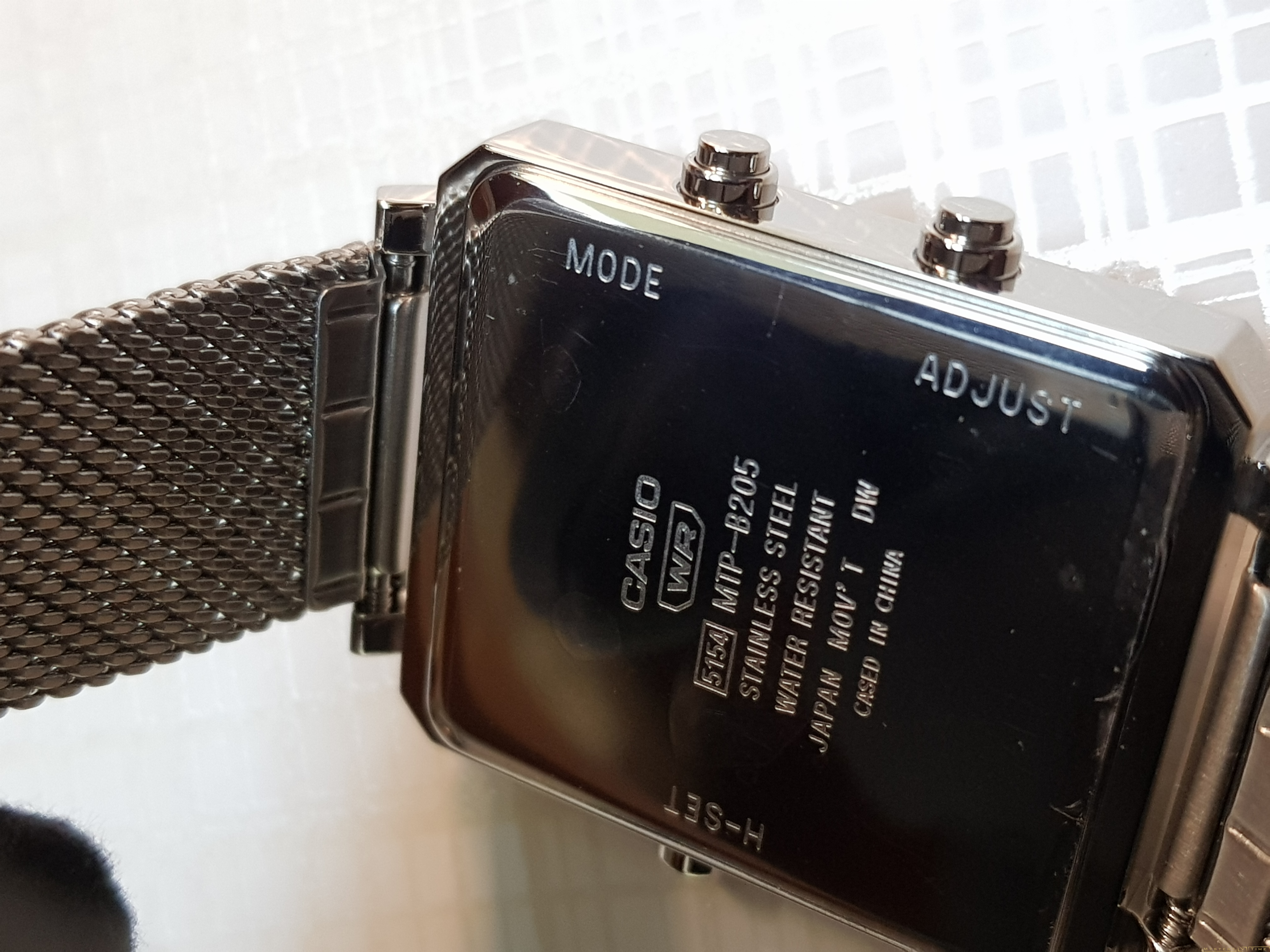 Casio MTP-B205M-1E