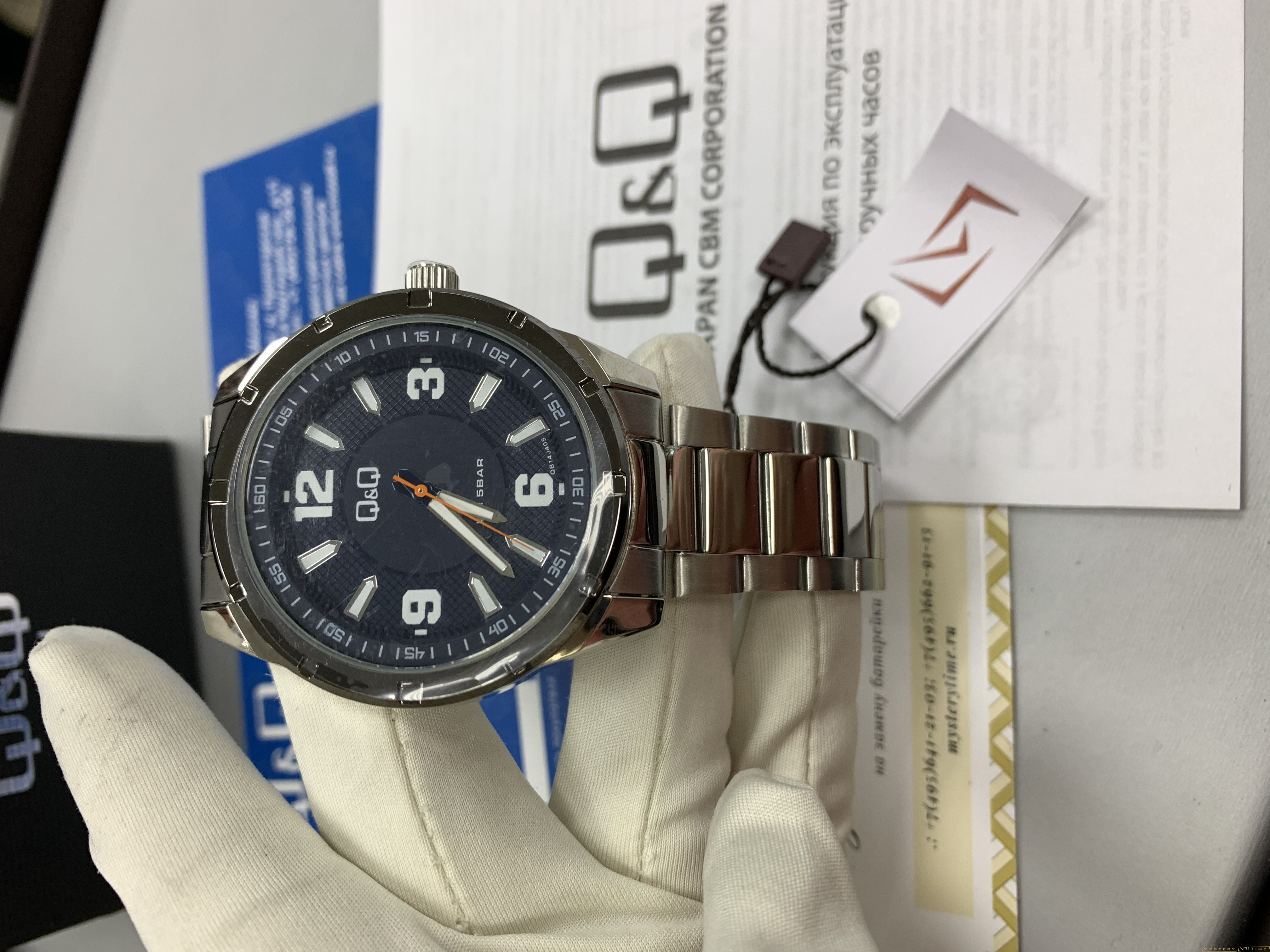 Q&Q QB14J405Y