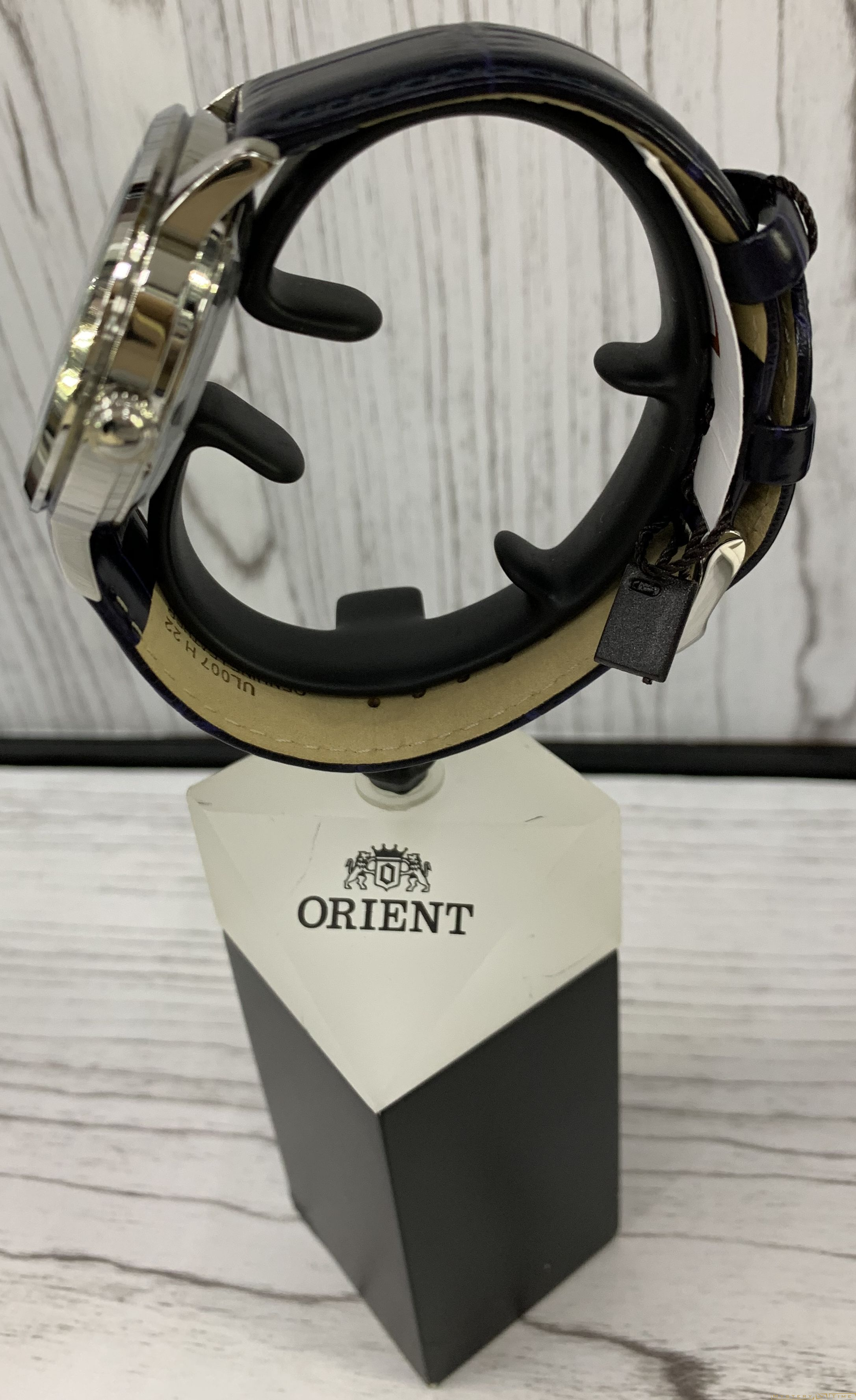 Orient RA-AG0011L