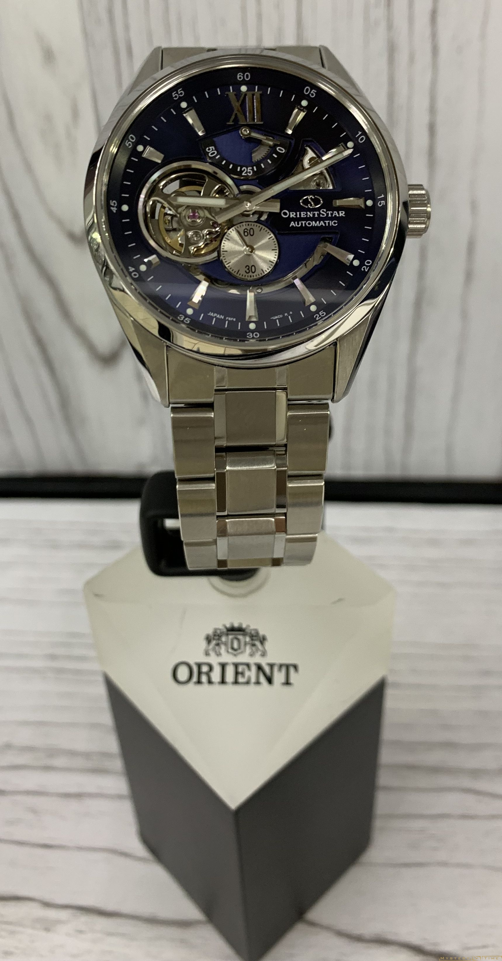 Orient RE-AV0003L