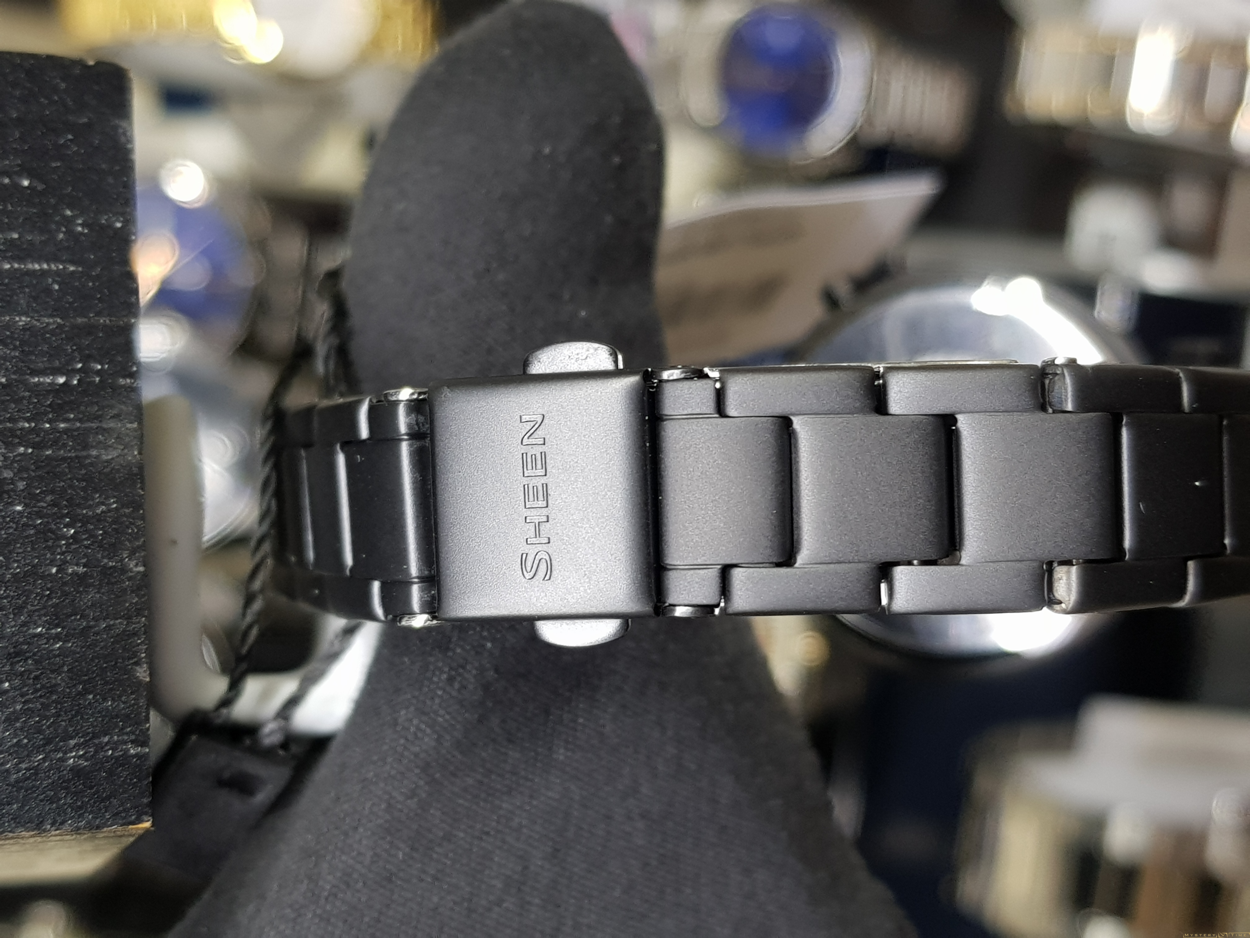 Casio SHE-4051BD-1A