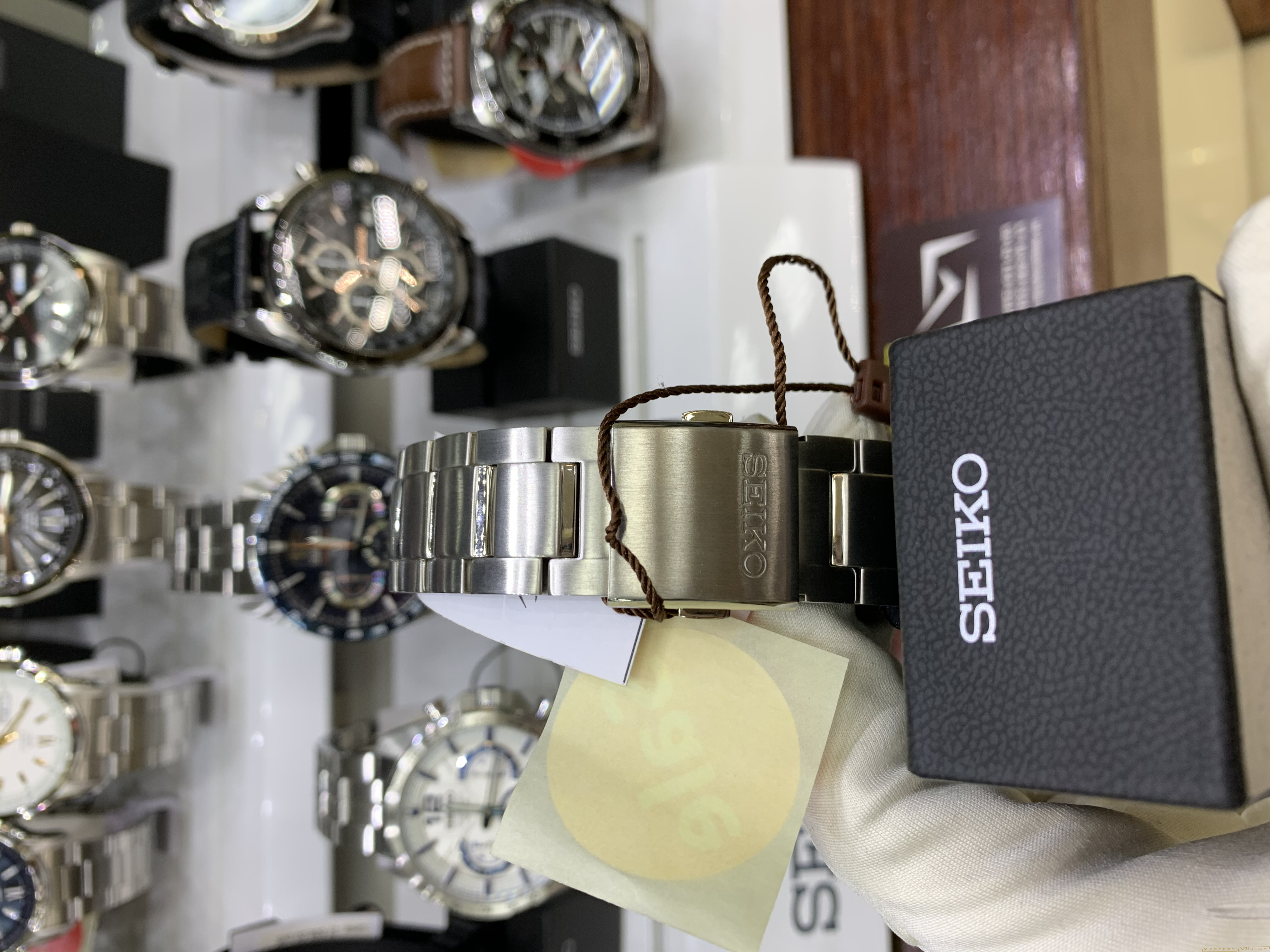 Seiko SKA745P1