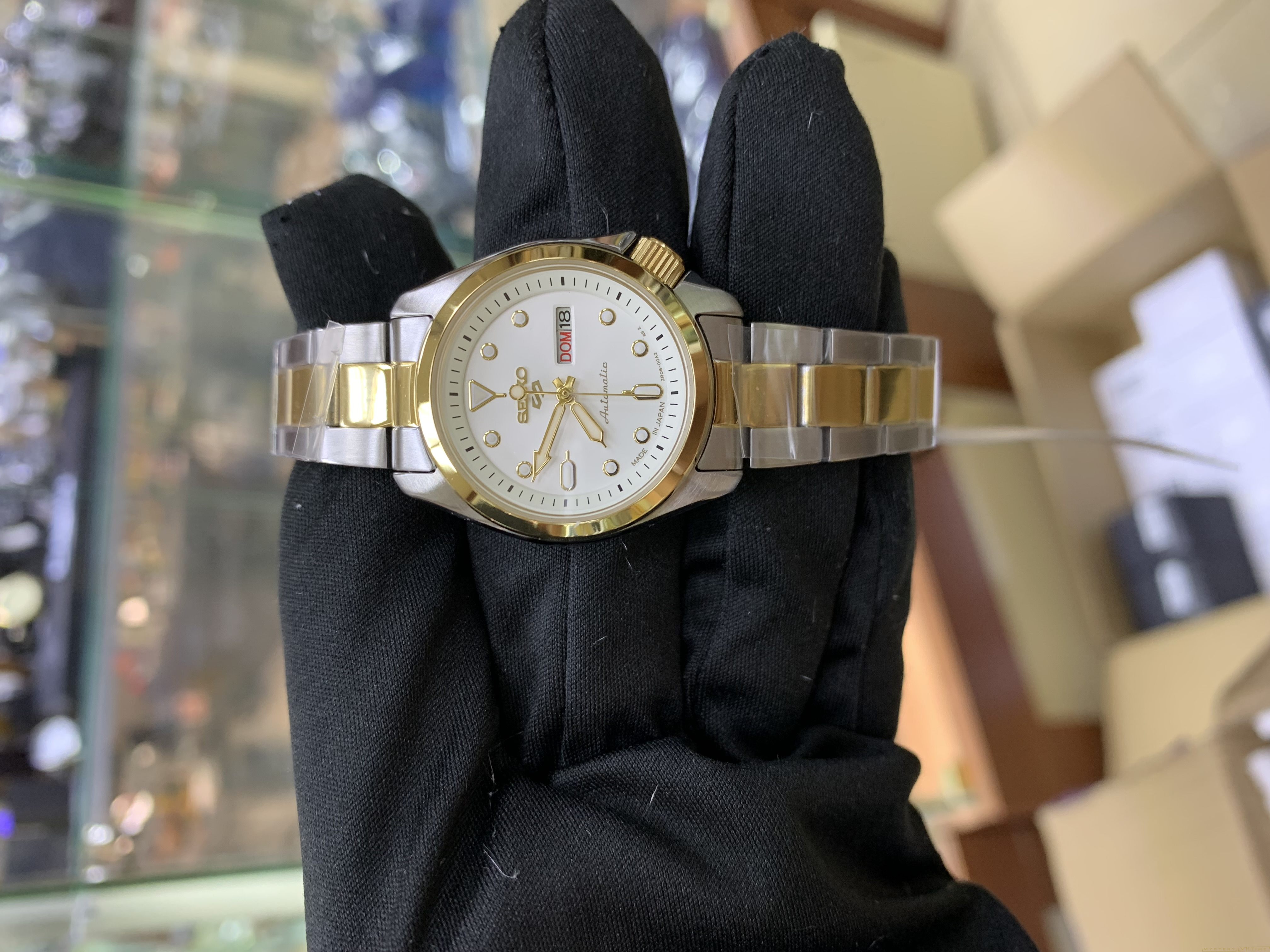 Seiko SRE004K1