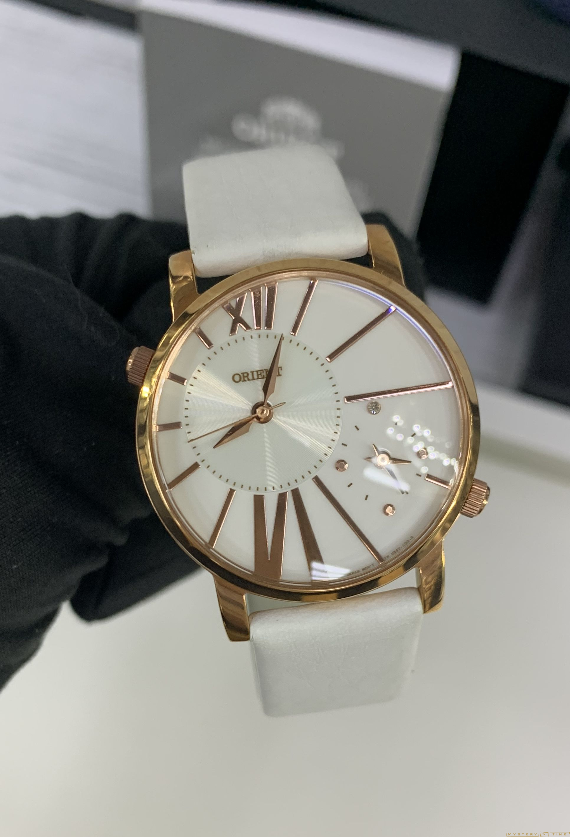Orient UB8Y001W
