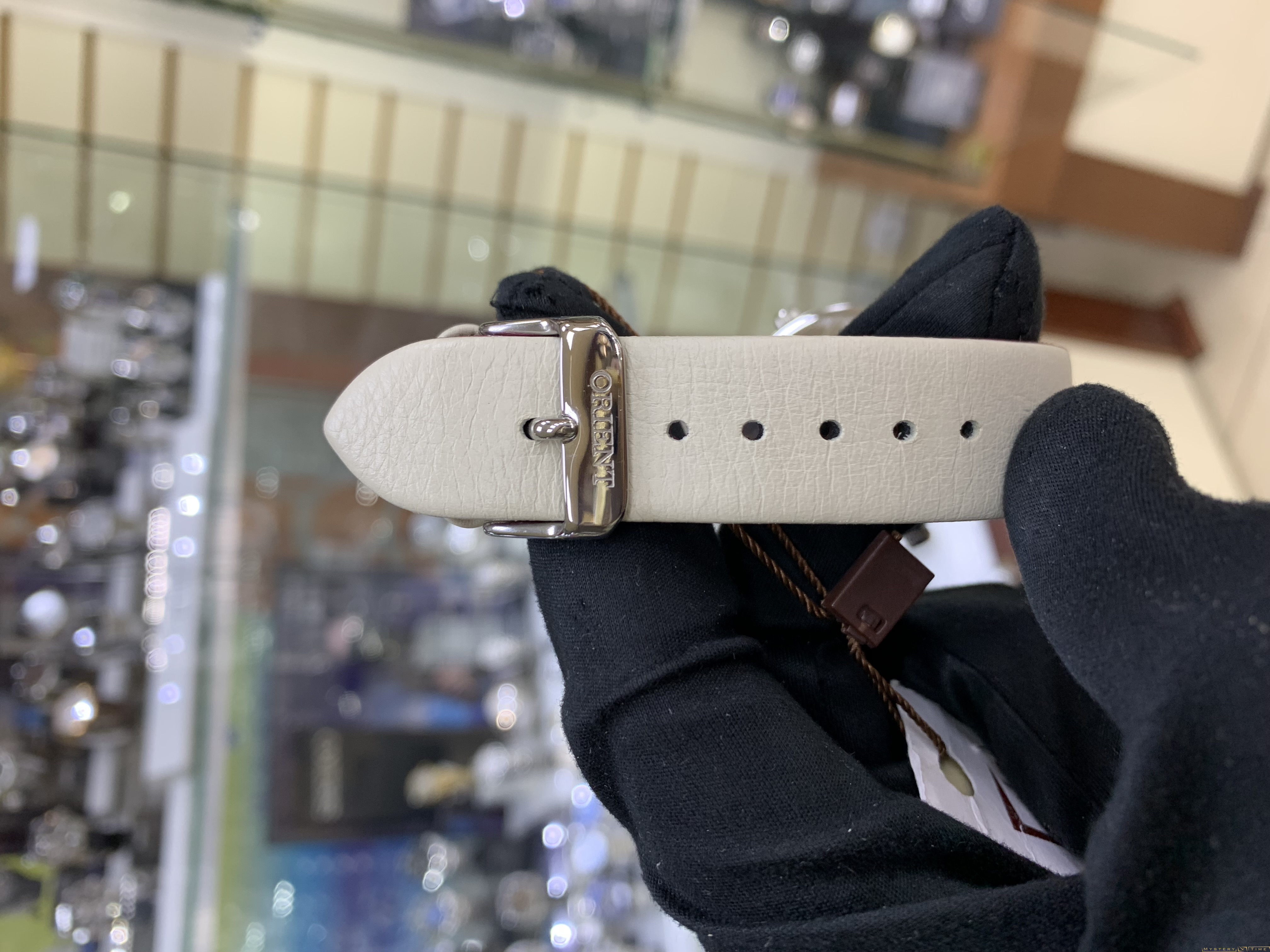 Orient UB8Y004W