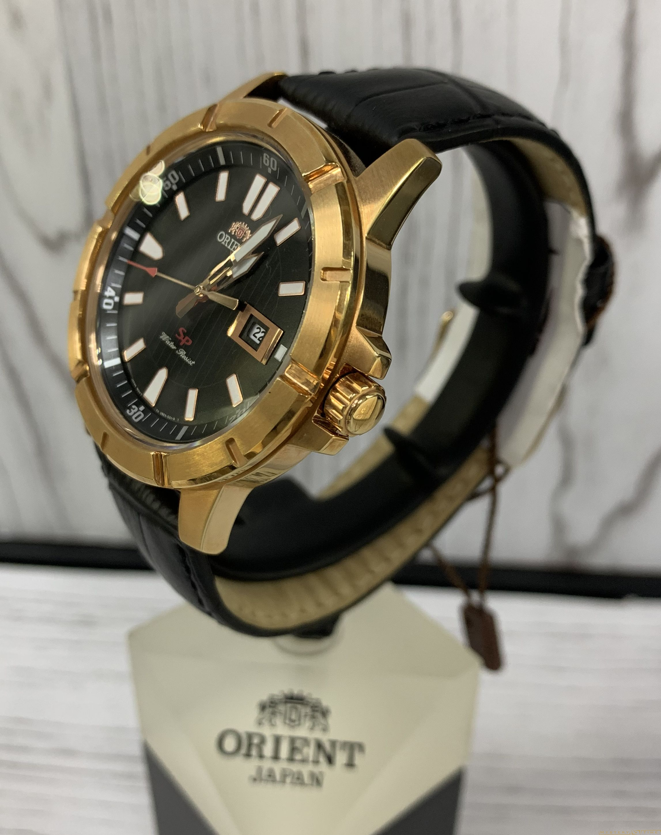 Orient UNE9001B