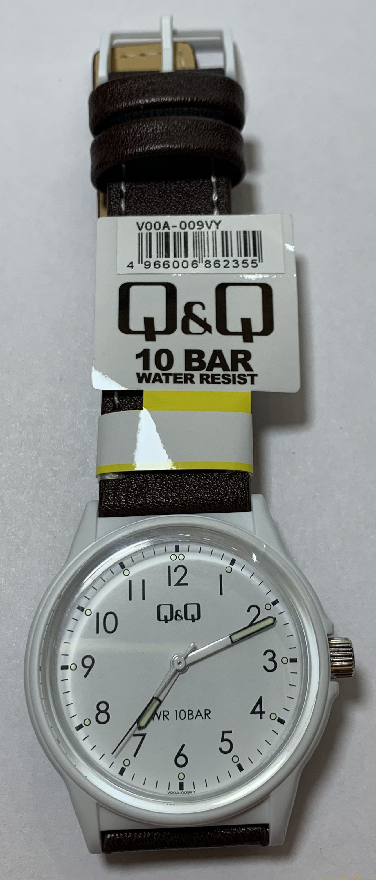 Q&q water resistant 3 bar best sale