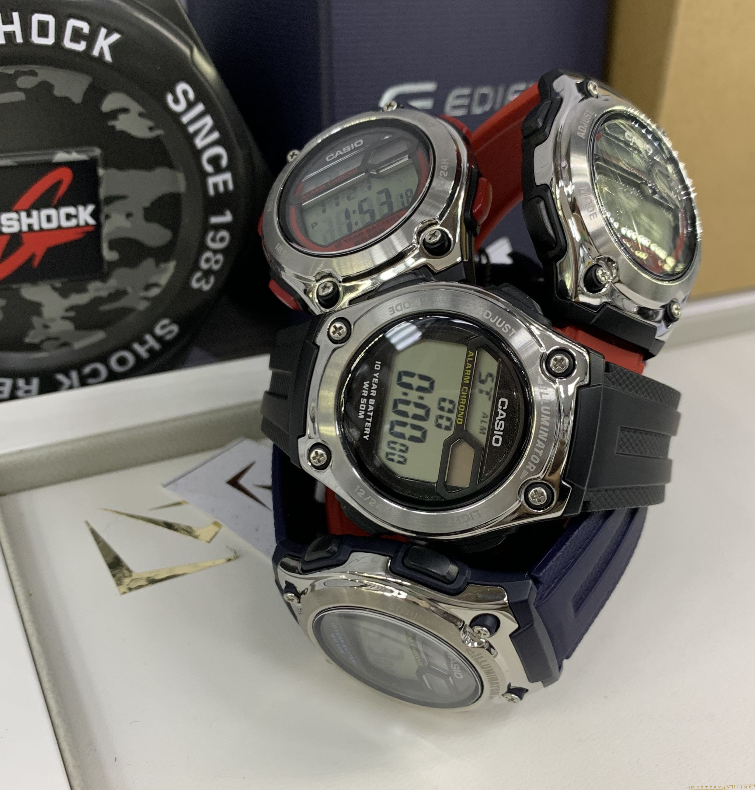 Casio W-211-4A