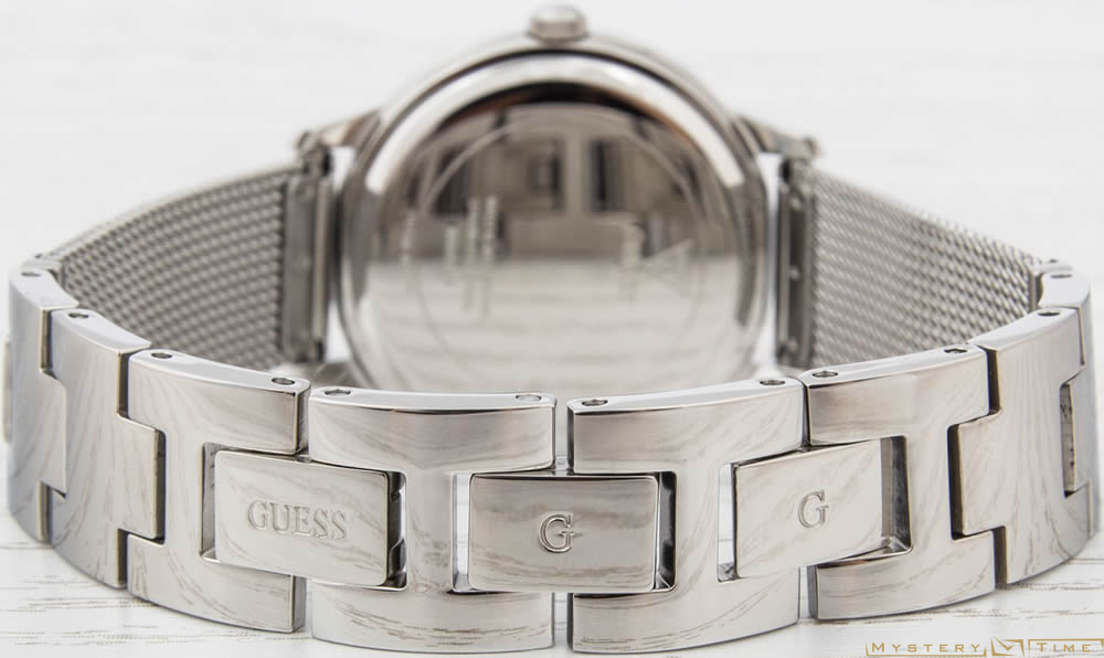 Guess W0647L6