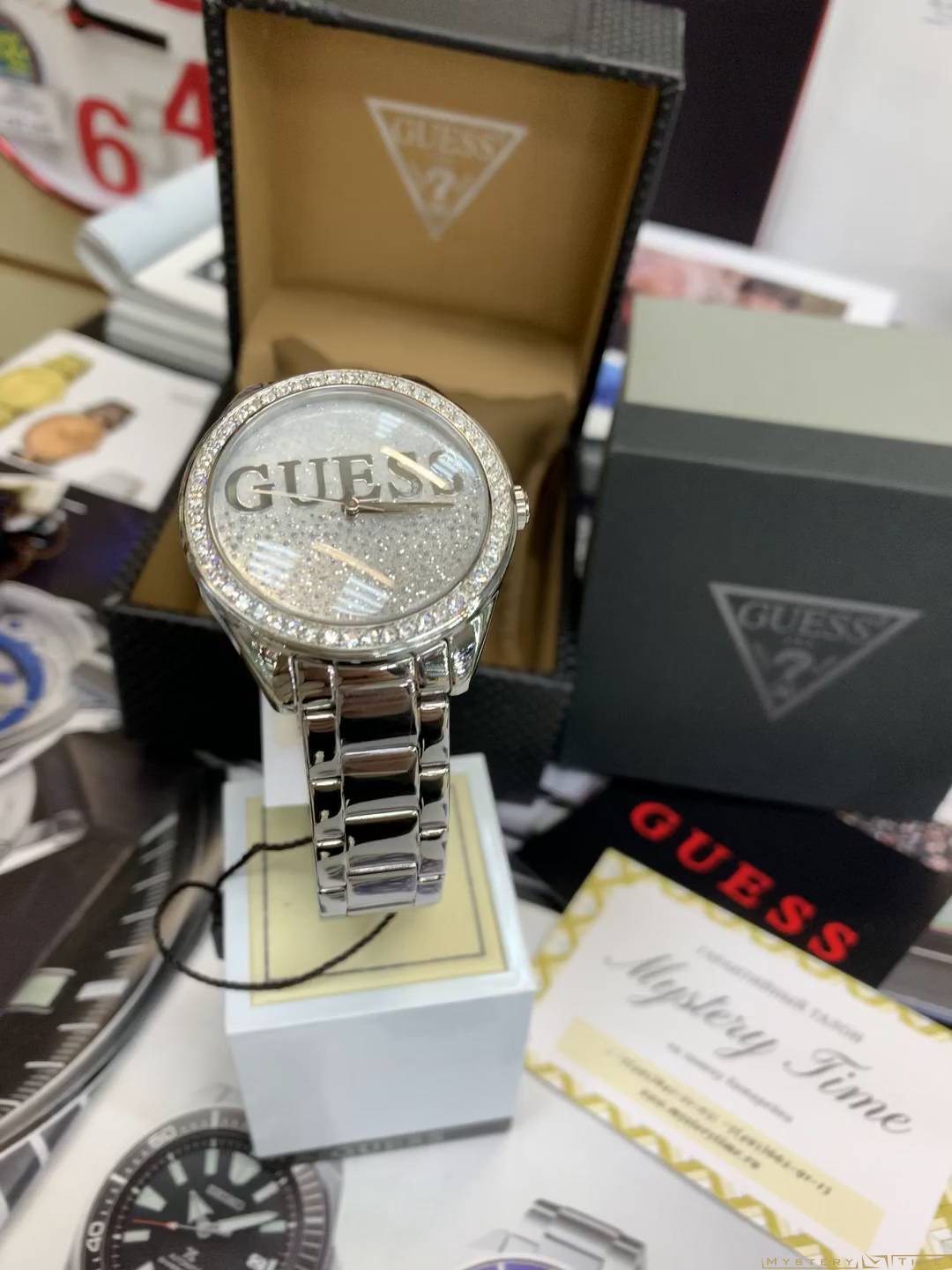 Guess W0987L1