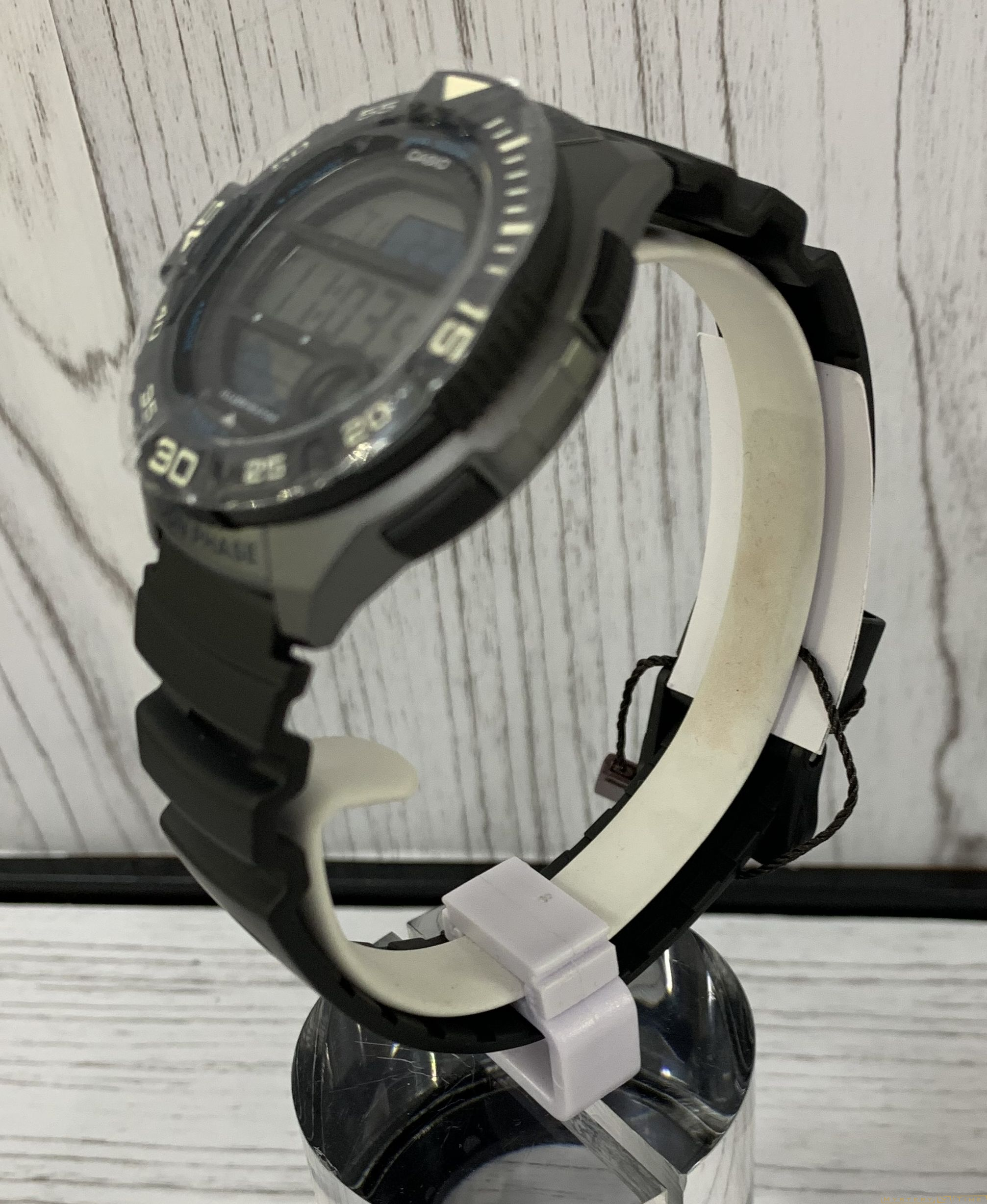 Casio WS-1100H-1AVEF