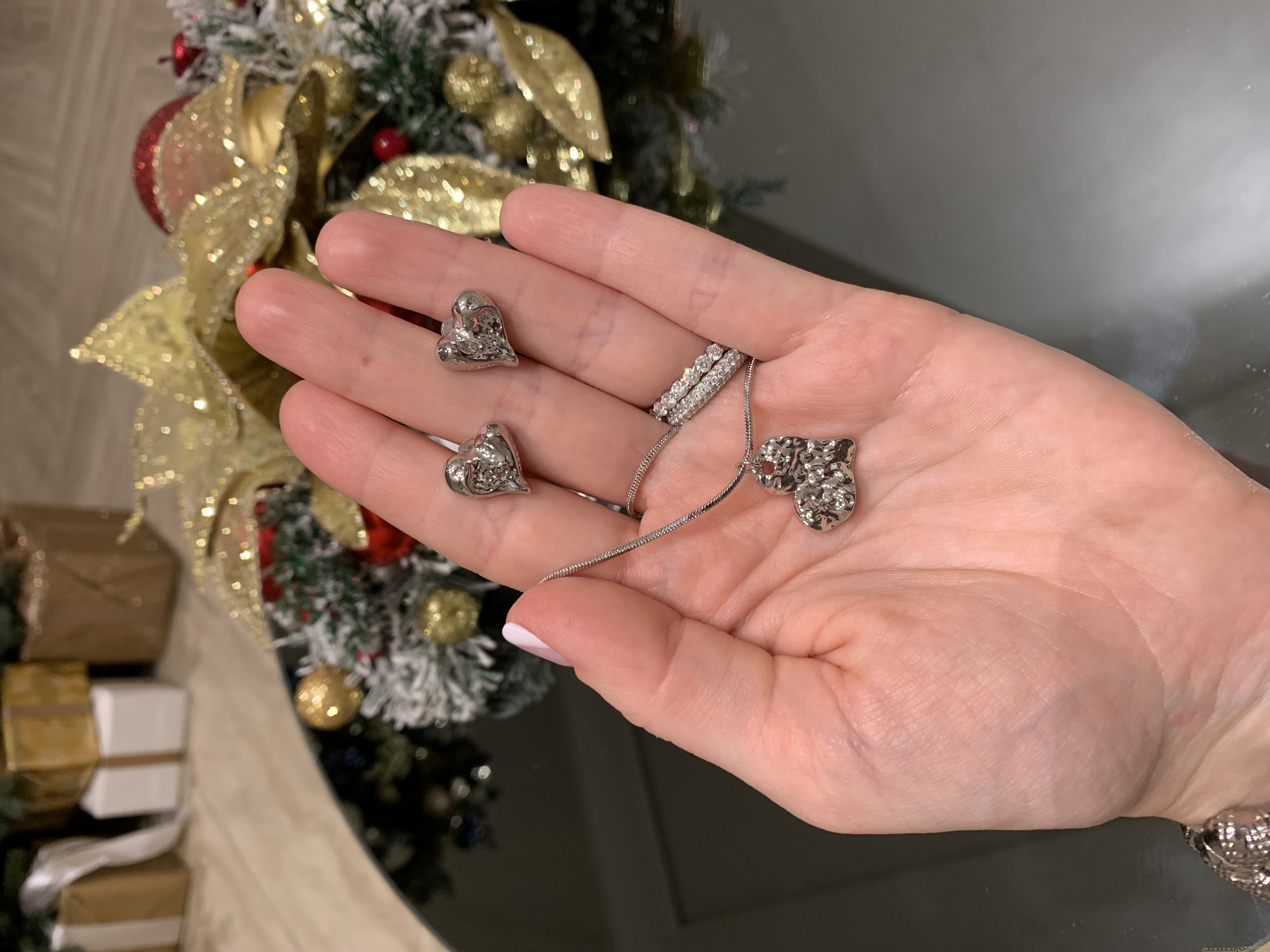 Серьги серебряные глянцевые сердца